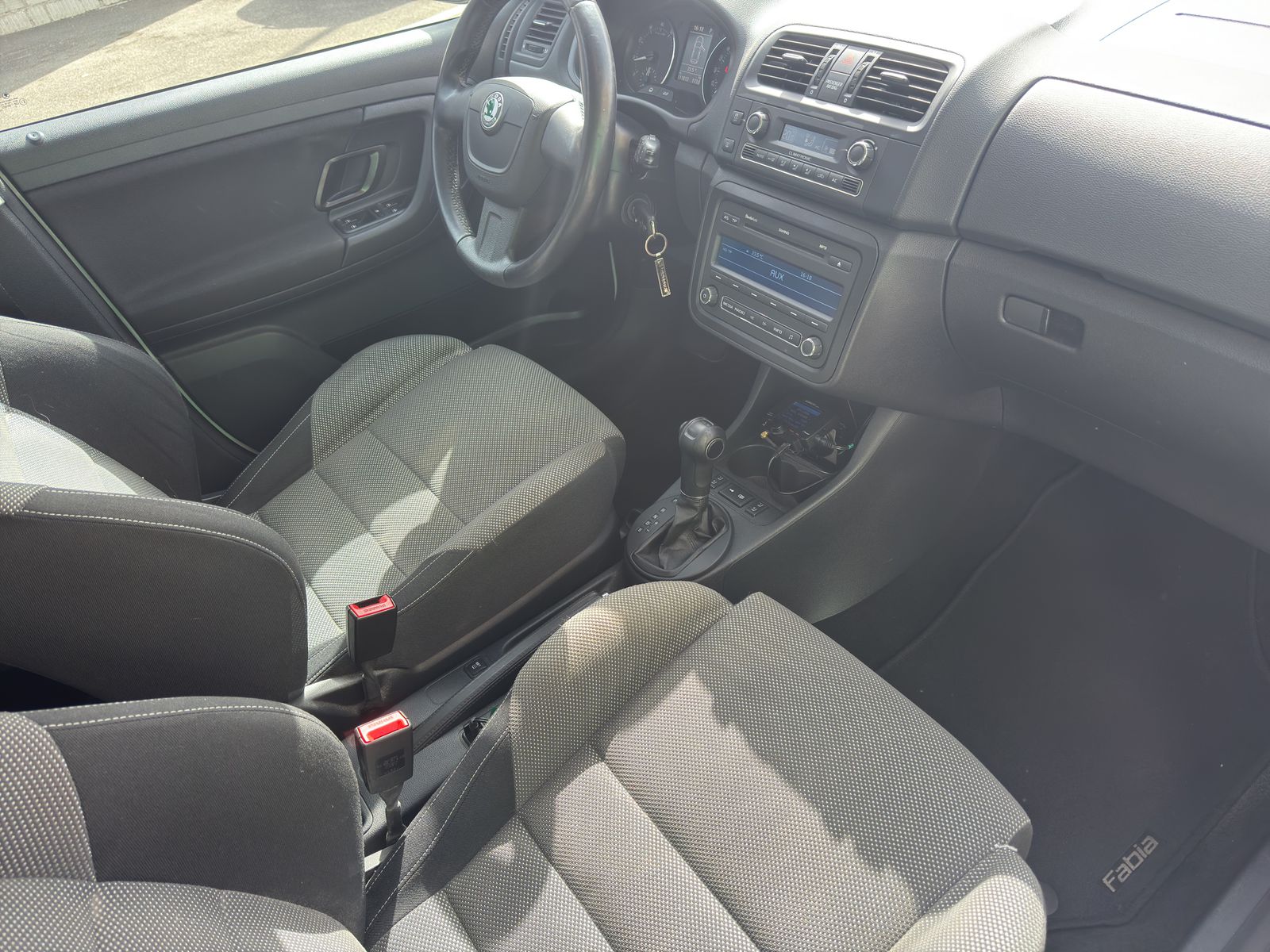 SKODA Fabia 1.2 TSI Elegance DSG-image-8