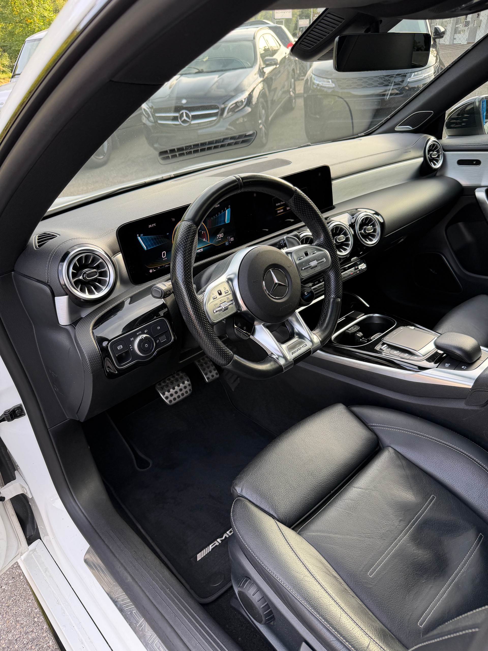 MERCEDES-BENZ CLA 45 S AMG 4Matic+ 8G-DCT-image-6