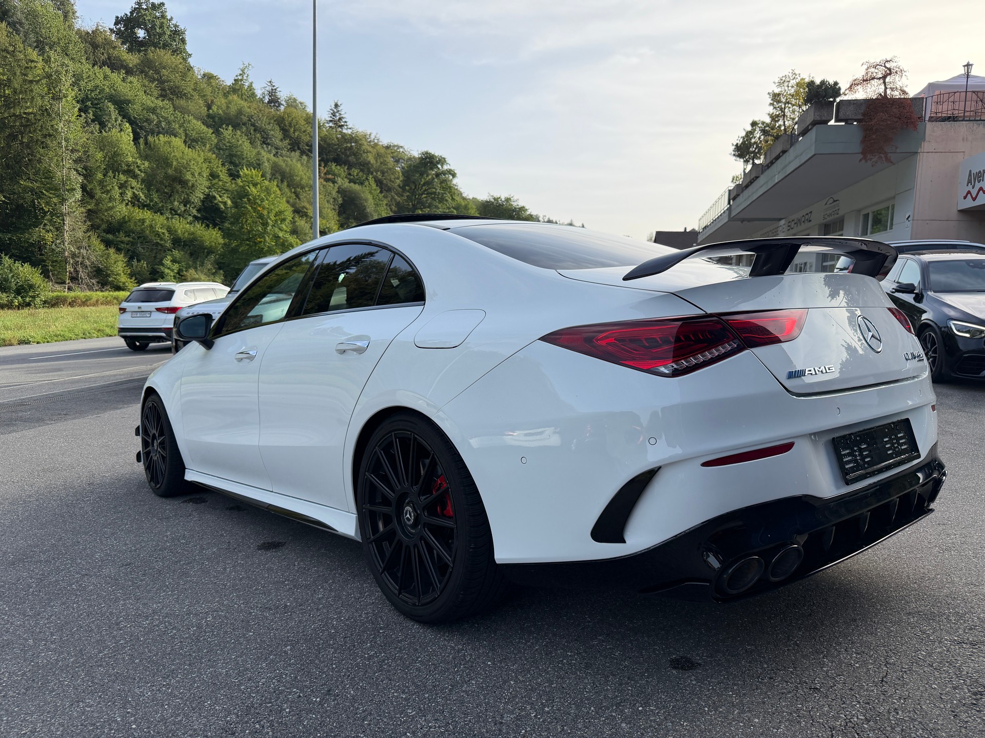 MERCEDES-BENZ CLA 45 S AMG 4Matic+ 8G-DCT-image-4