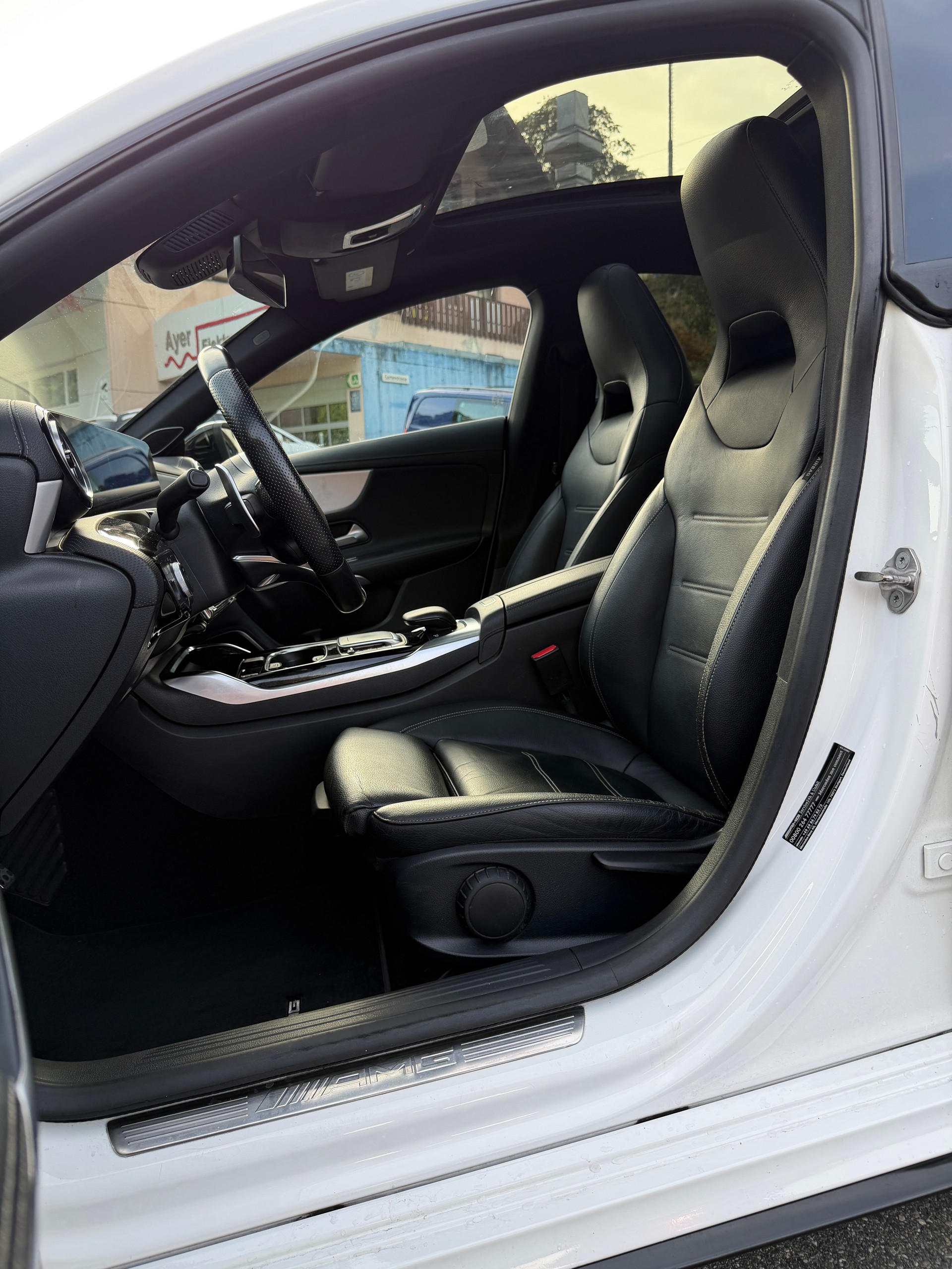 MERCEDES-BENZ CLA 45 S AMG 4Matic+ 8G-DCT-image-7