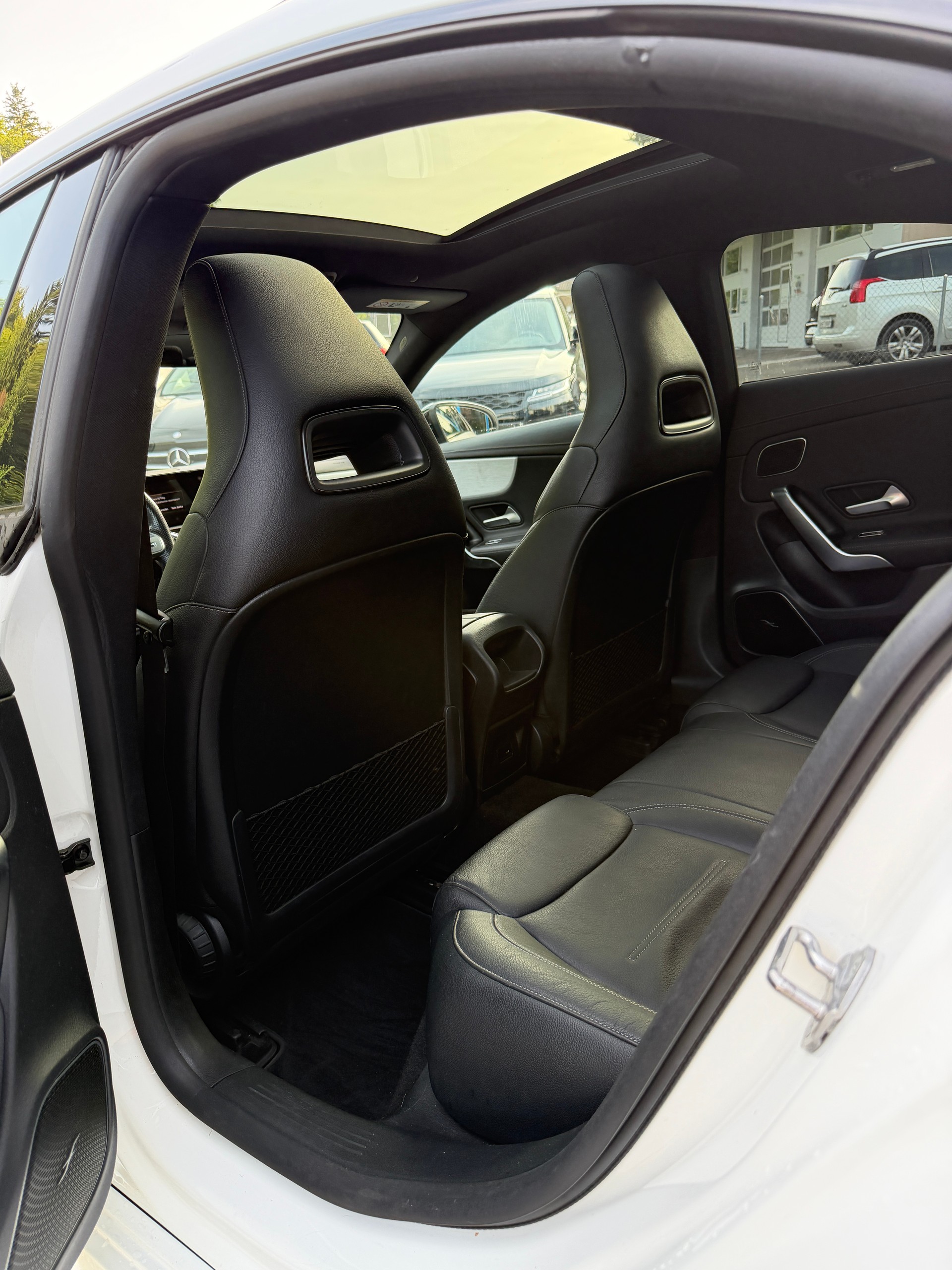 MERCEDES-BENZ CLA 45 S AMG 4Matic+ 8G-DCT-image-8