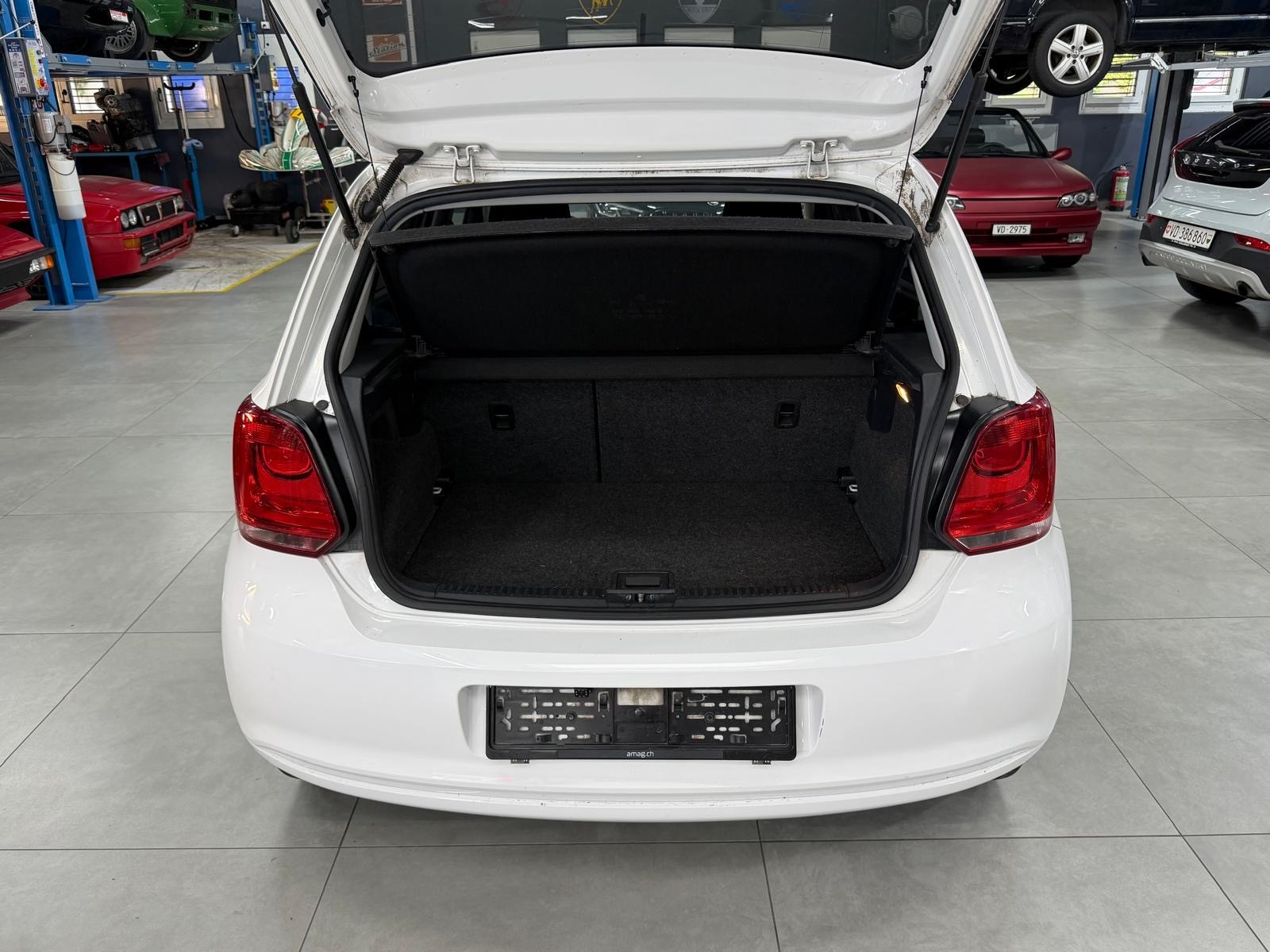 VW Polo 1.2 12V Team-image-12