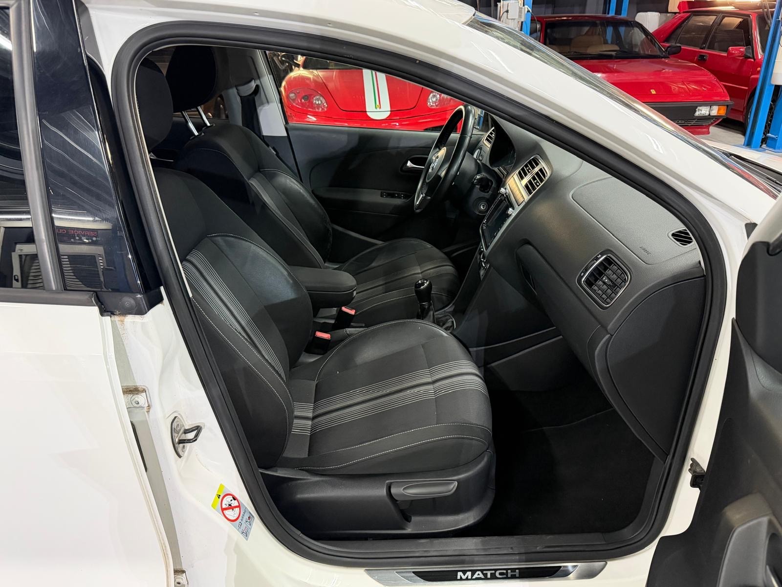 VW Polo 1.2 12V Team-image-10