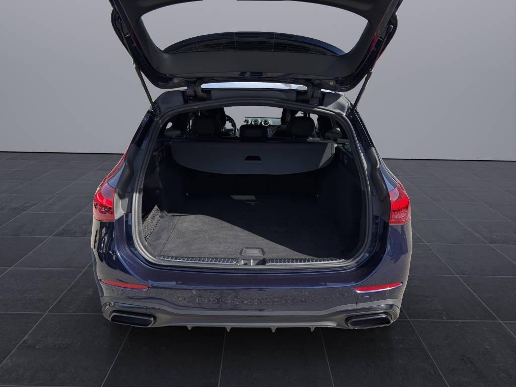 MERCEDES-BENZ C 220 d AMG Line 4matic Kombi-image-14