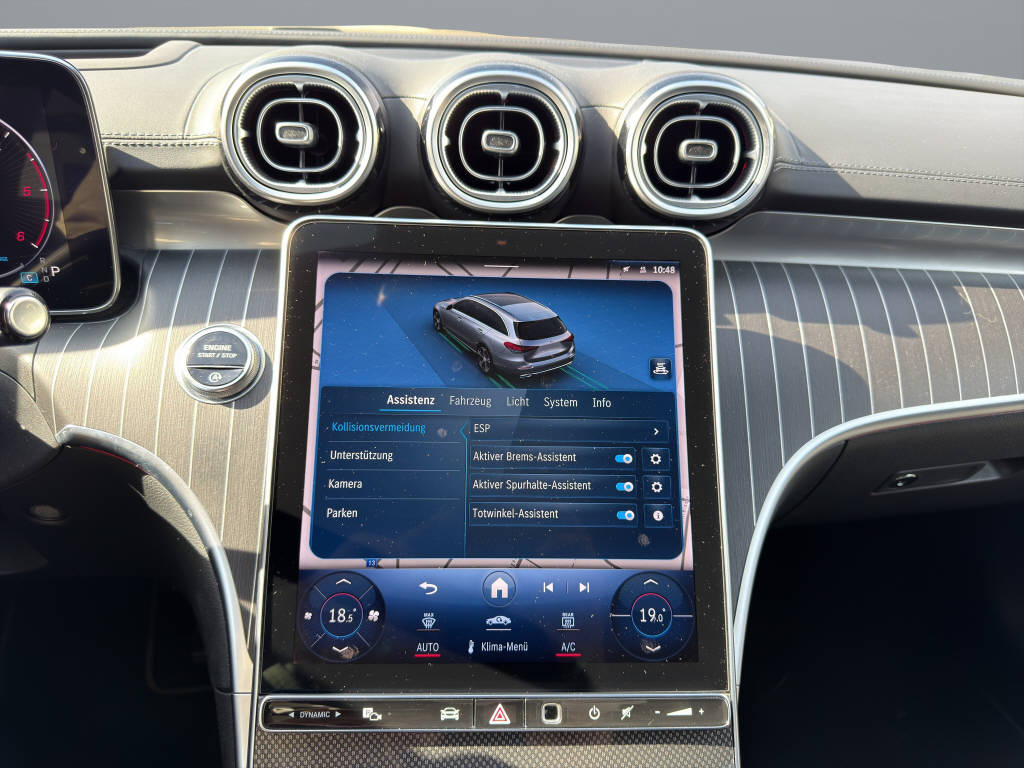 MERCEDES-BENZ C 220 d AMG Line 4matic Kombi-image-9