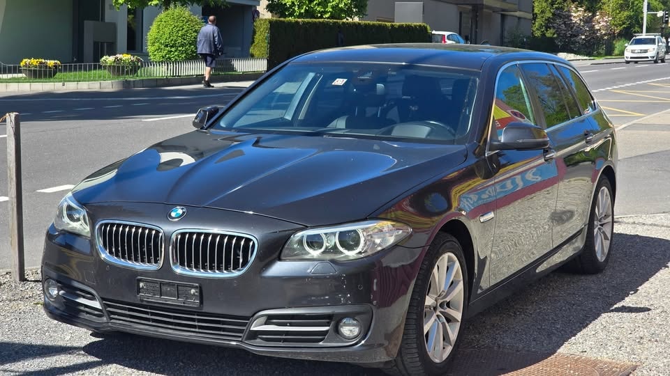 BMW 520d Touring xDrive Steptronic-image-0