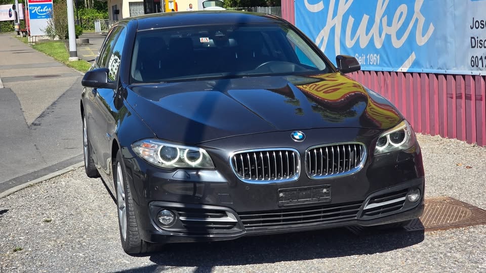 BMW 520d Touring xDrive Steptronic-image-2