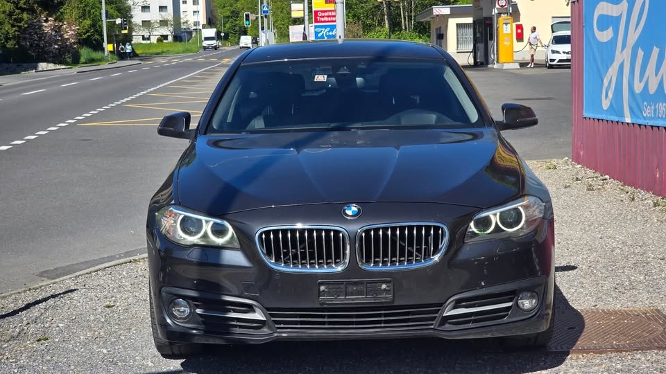 BMW 520d Touring xDrive Steptronic-image-1