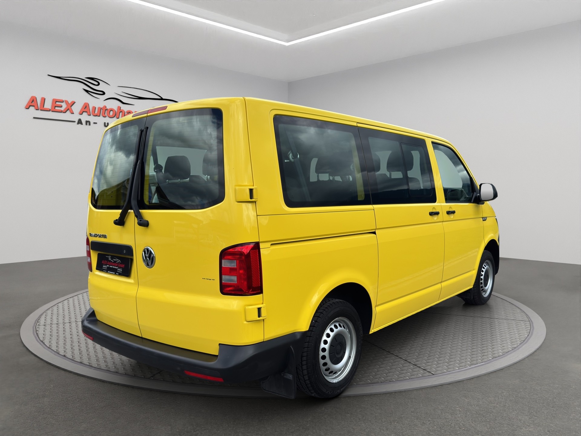VW T6 Caravelle 2.0 TDI Trendline 9 Plätzer-image-6