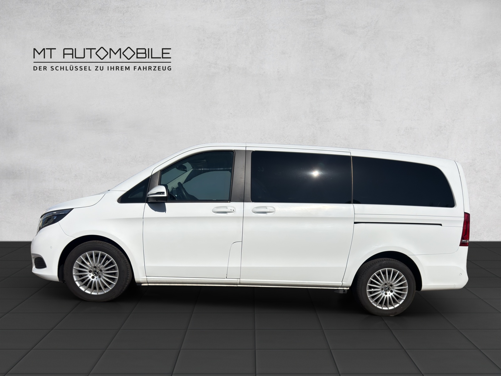 MERCEDES-BENZ V 250 d lang 4Matic 7G-Tronic-showroom-element-3