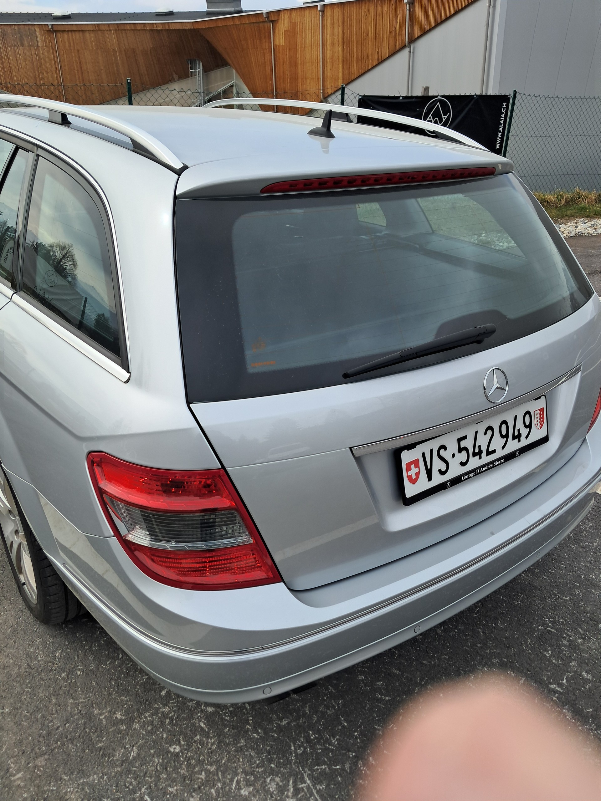 MERCEDES-BENZ C 180 CGI BlueEF-image-5