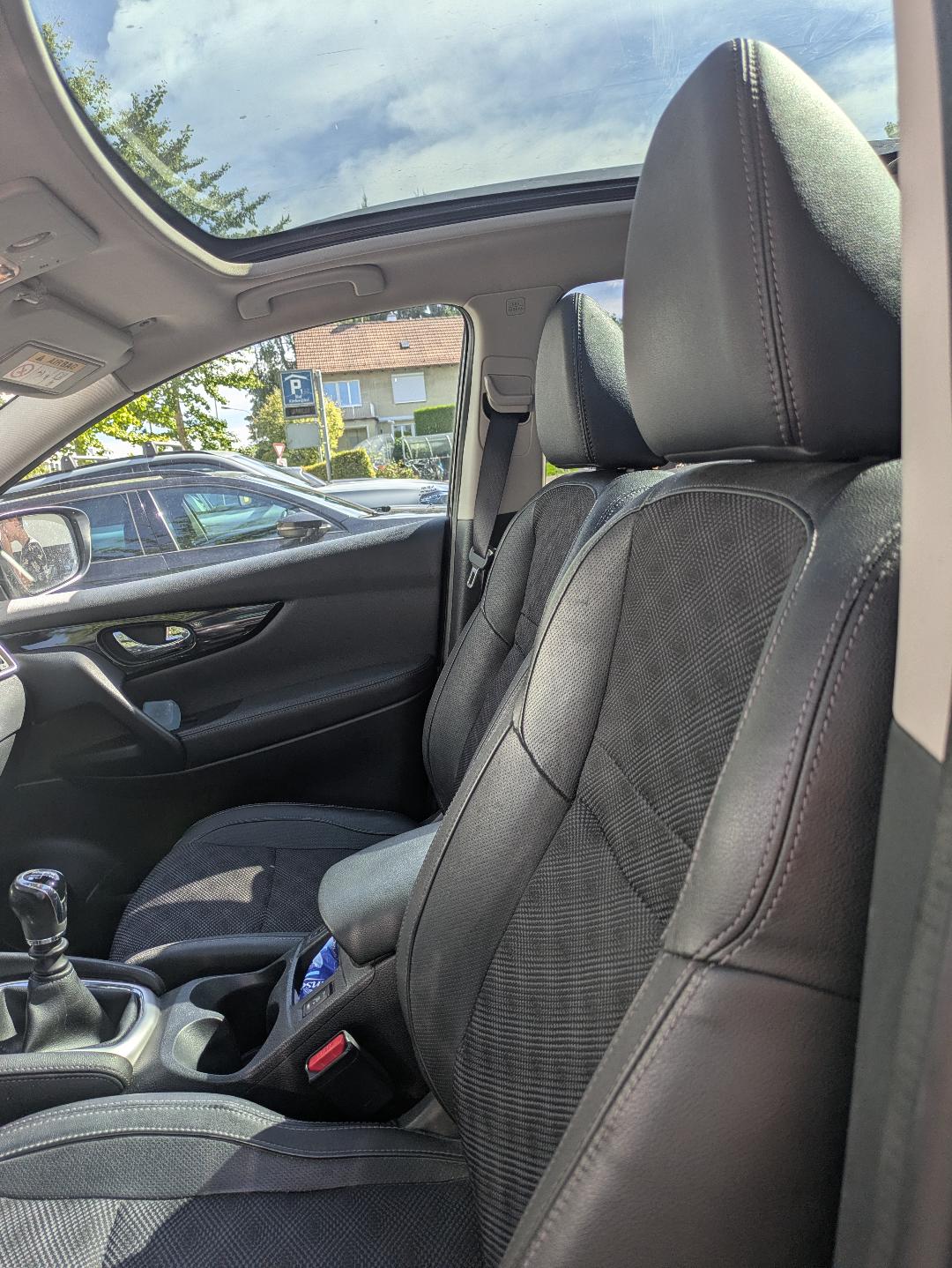 NISSAN 1.6 dCi Tekna-image-2