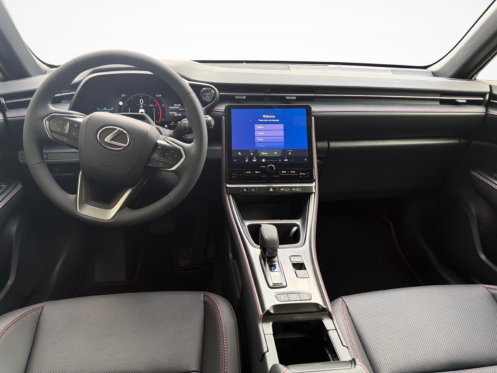 LEXUS LBX 1.5 Hybrid Emotion AWD-image-8