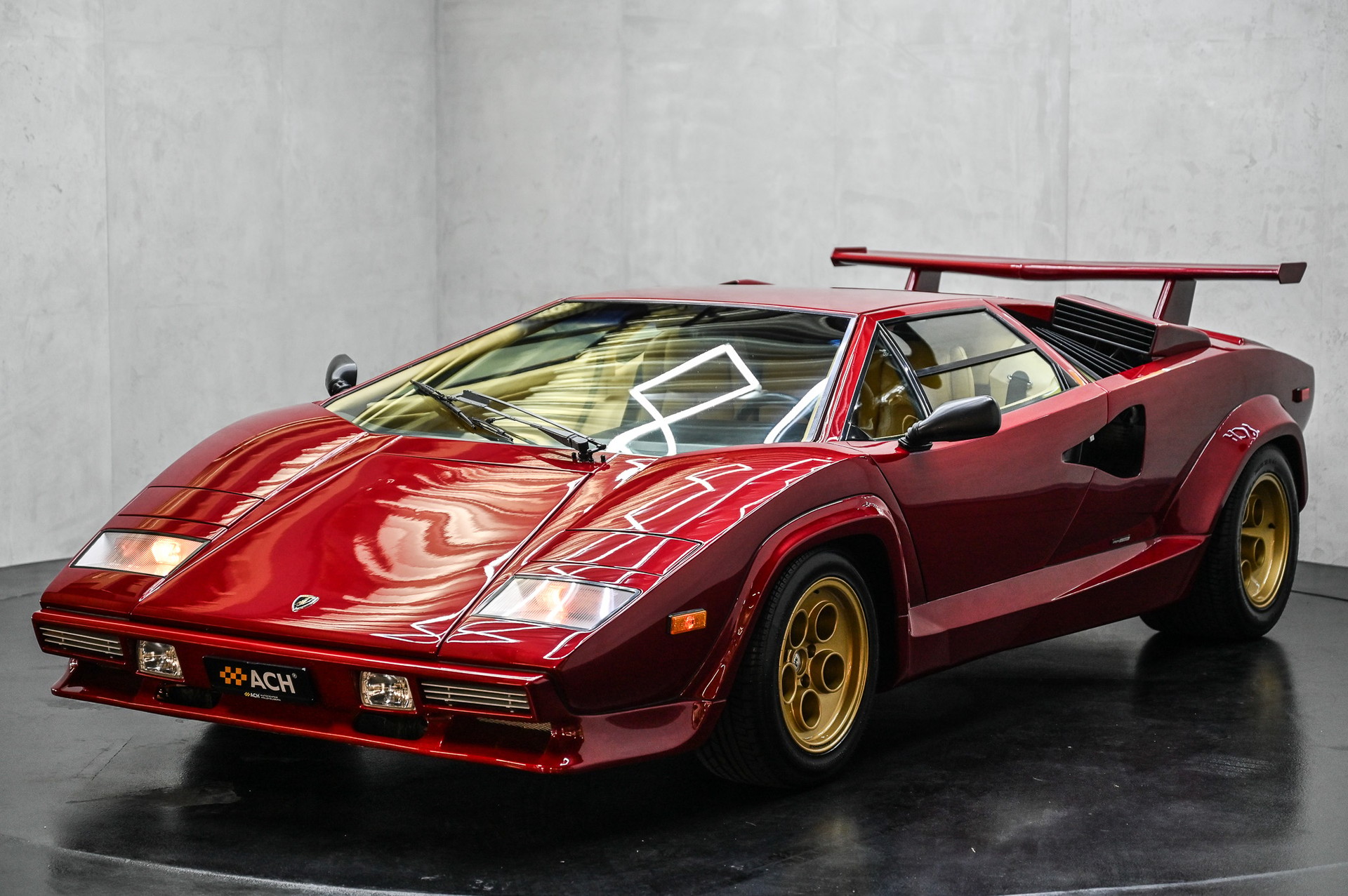 LAMBORGHINI Countach 5000 QV-image-2