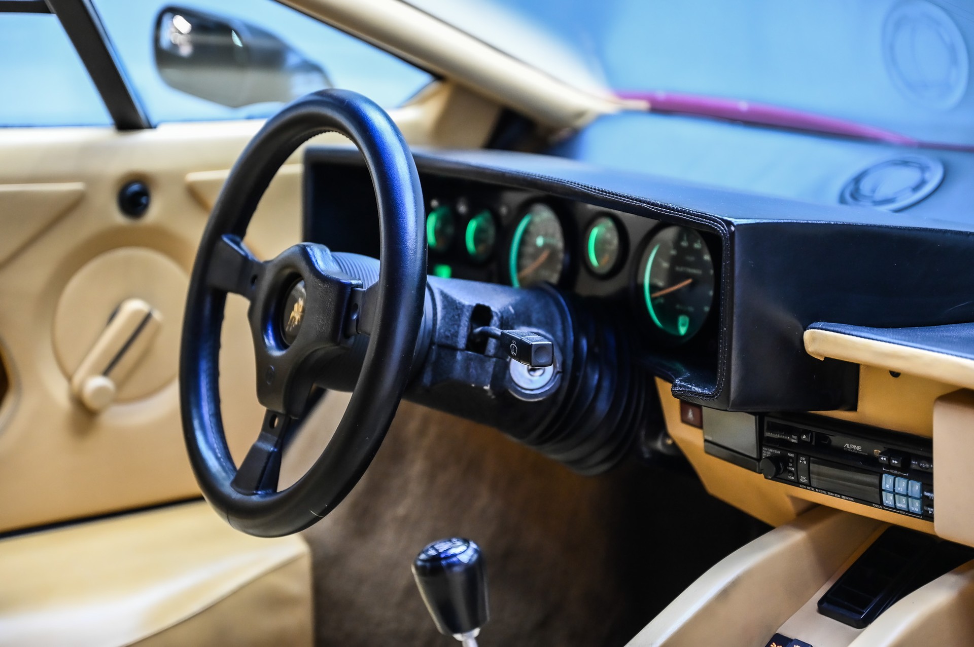 LAMBORGHINI Countach 5000 QV-image-32
