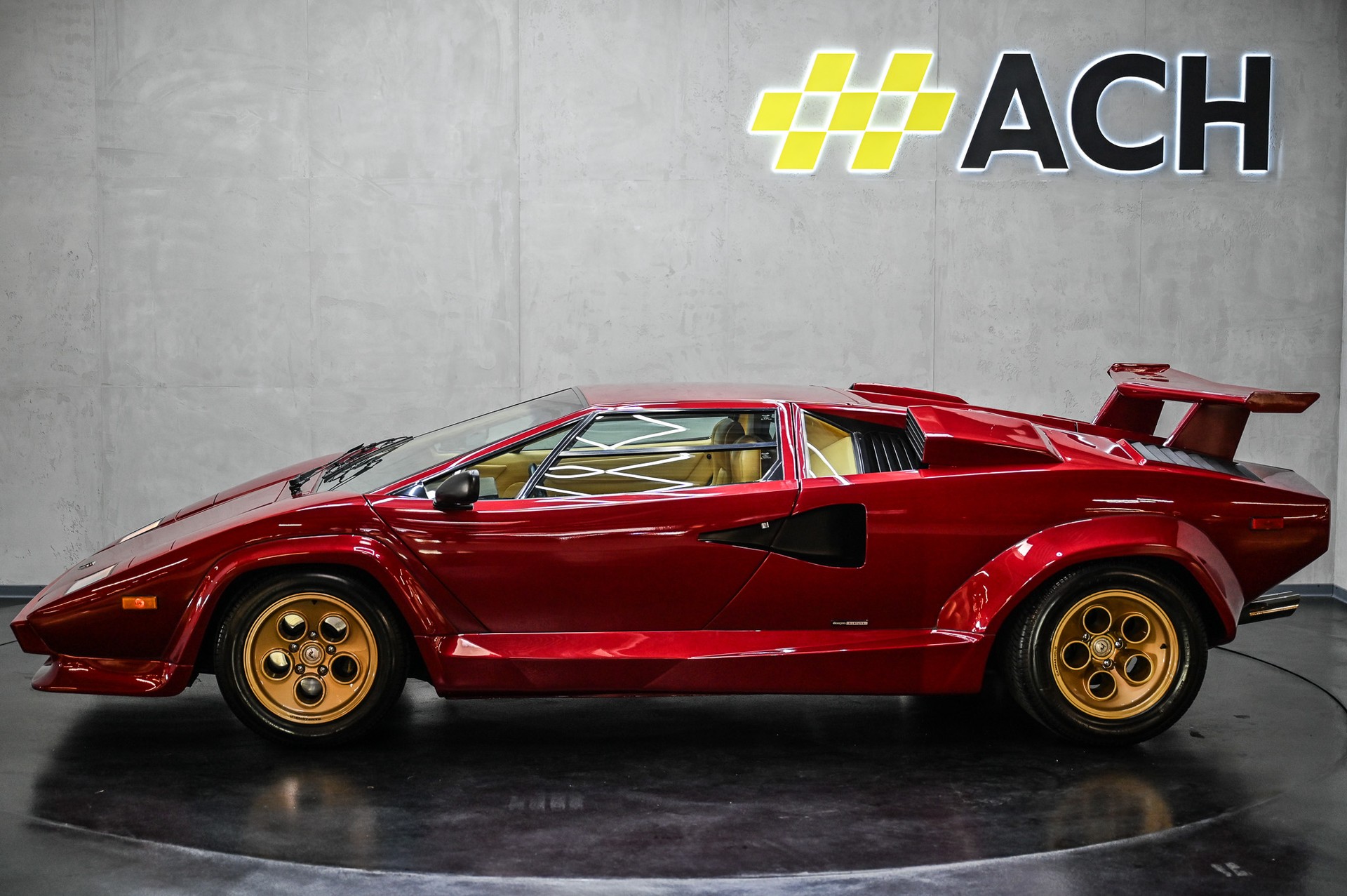 LAMBORGHINI Countach 5000 QV-image-7