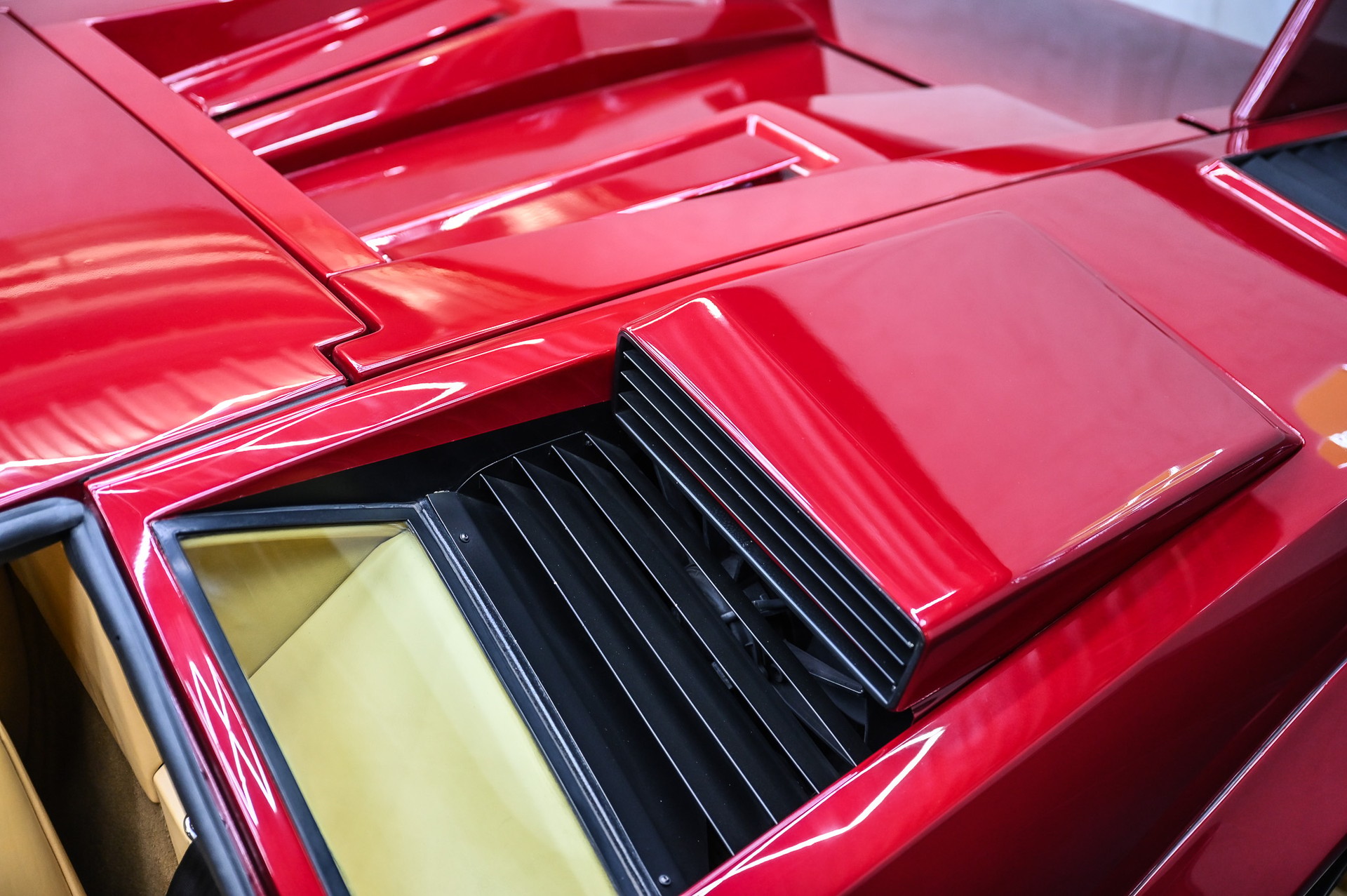 LAMBORGHINI Countach 5000 QV-image-20