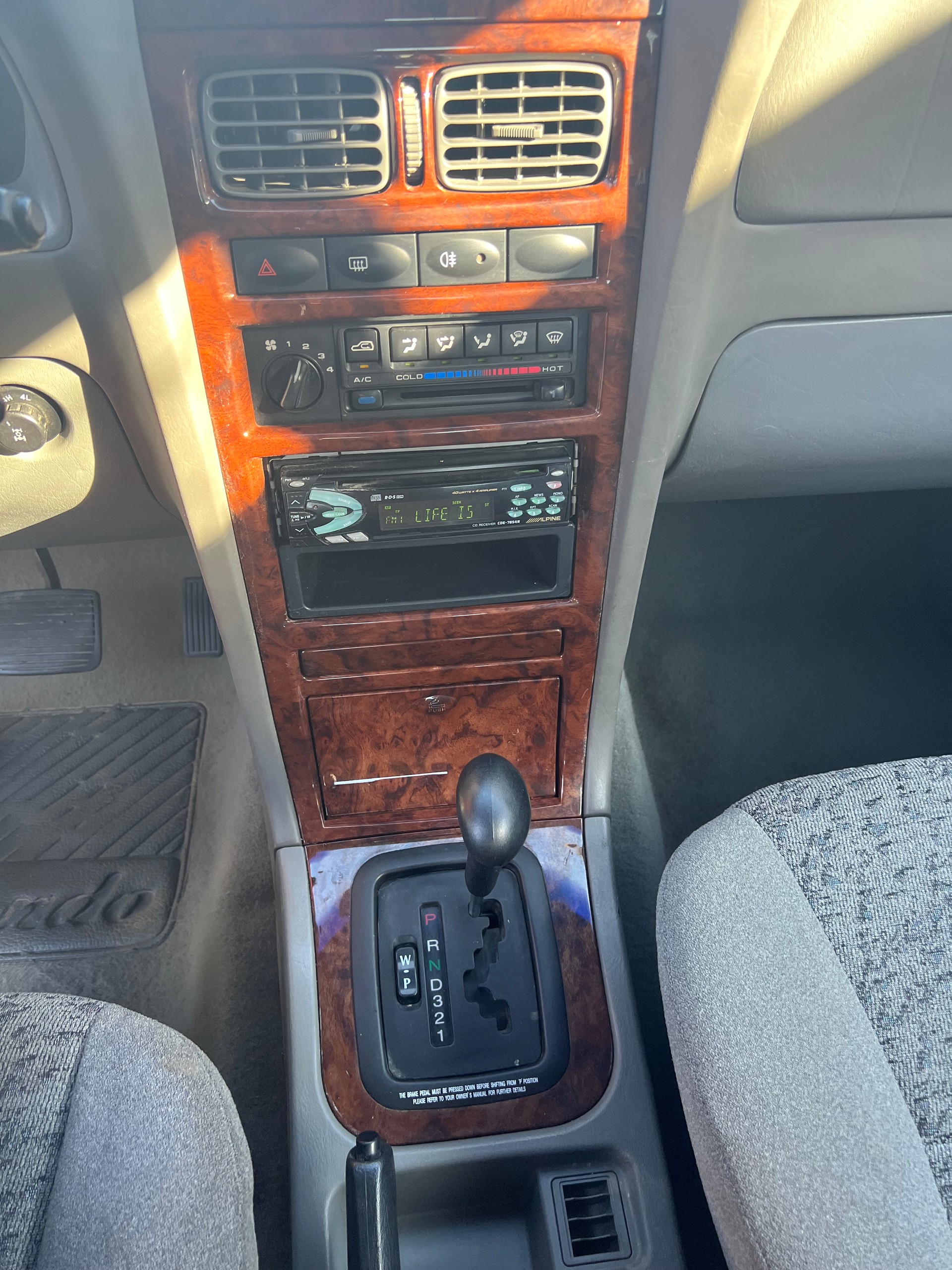 DAEWOO Korando E32 Automatic-image-10