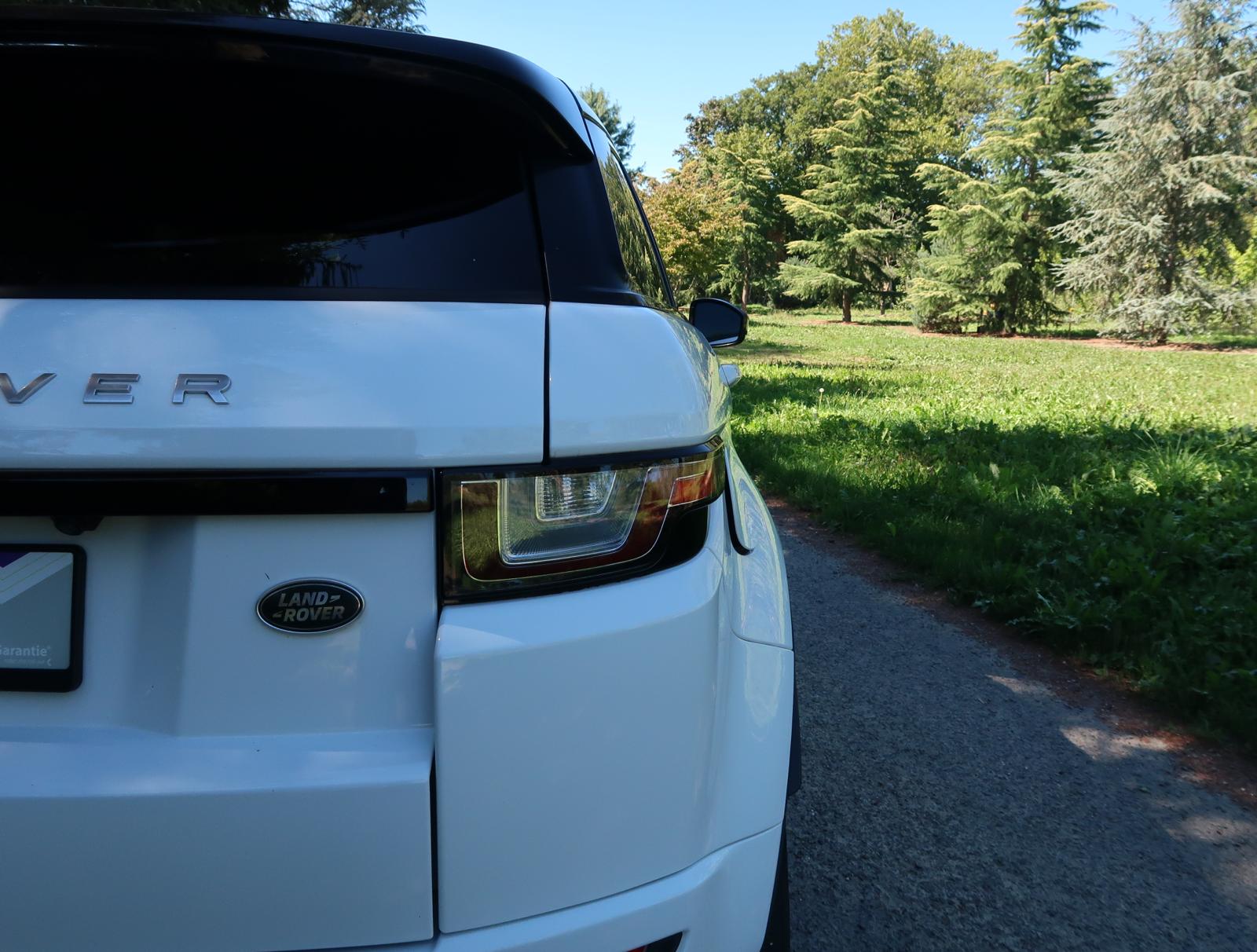 LAND ROVER Evoque 2.0 TD4 SE Dynamic AT9-image-8