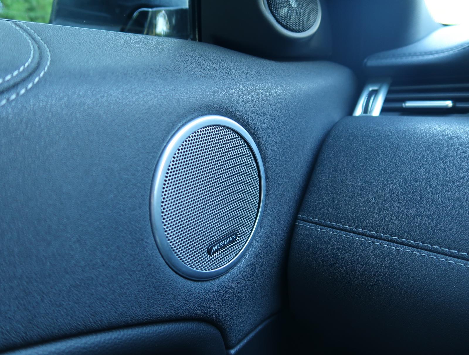 LAND ROVER Evoque 2.0 TD4 SE Dynamic AT9-image-19