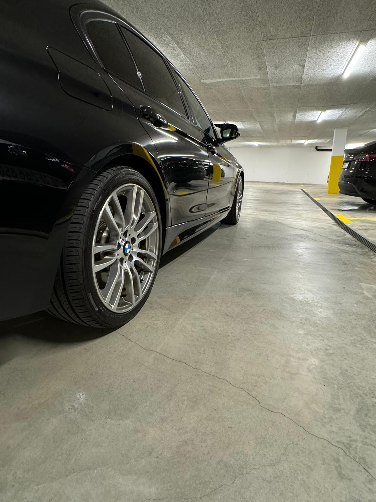 BMW ActiveHybrid 3 Steptronic-image-4