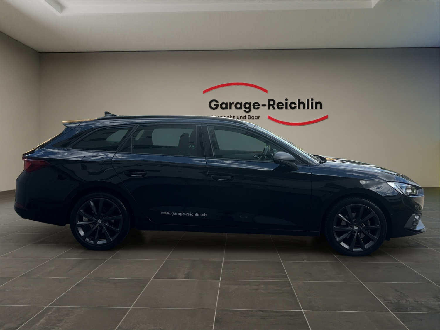 SEAT Leon ST 1.5 eTSI 150 FR DSG-image-5