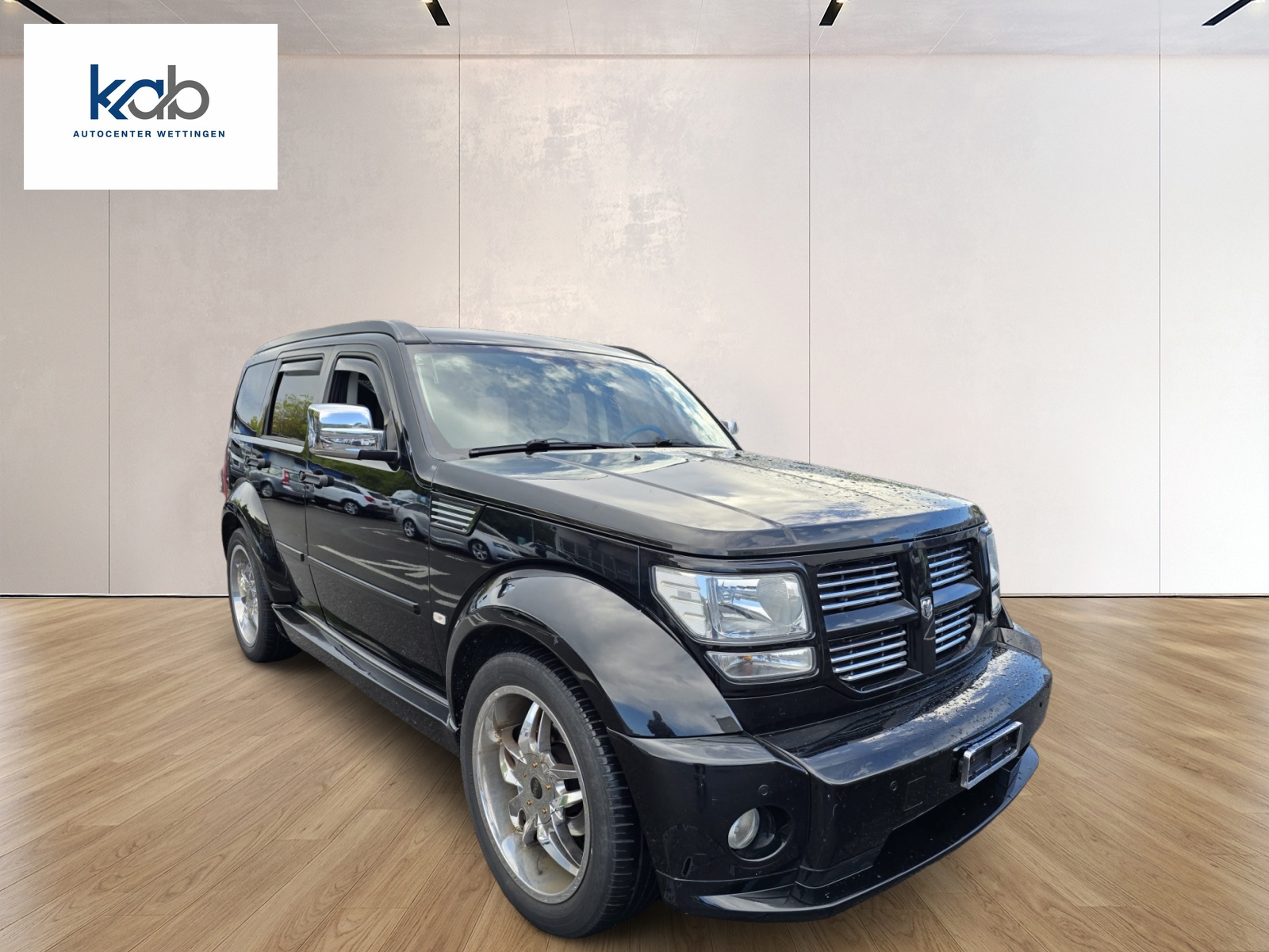 DODGE Nitro 2.8 CRD R/T Automatic-image-2