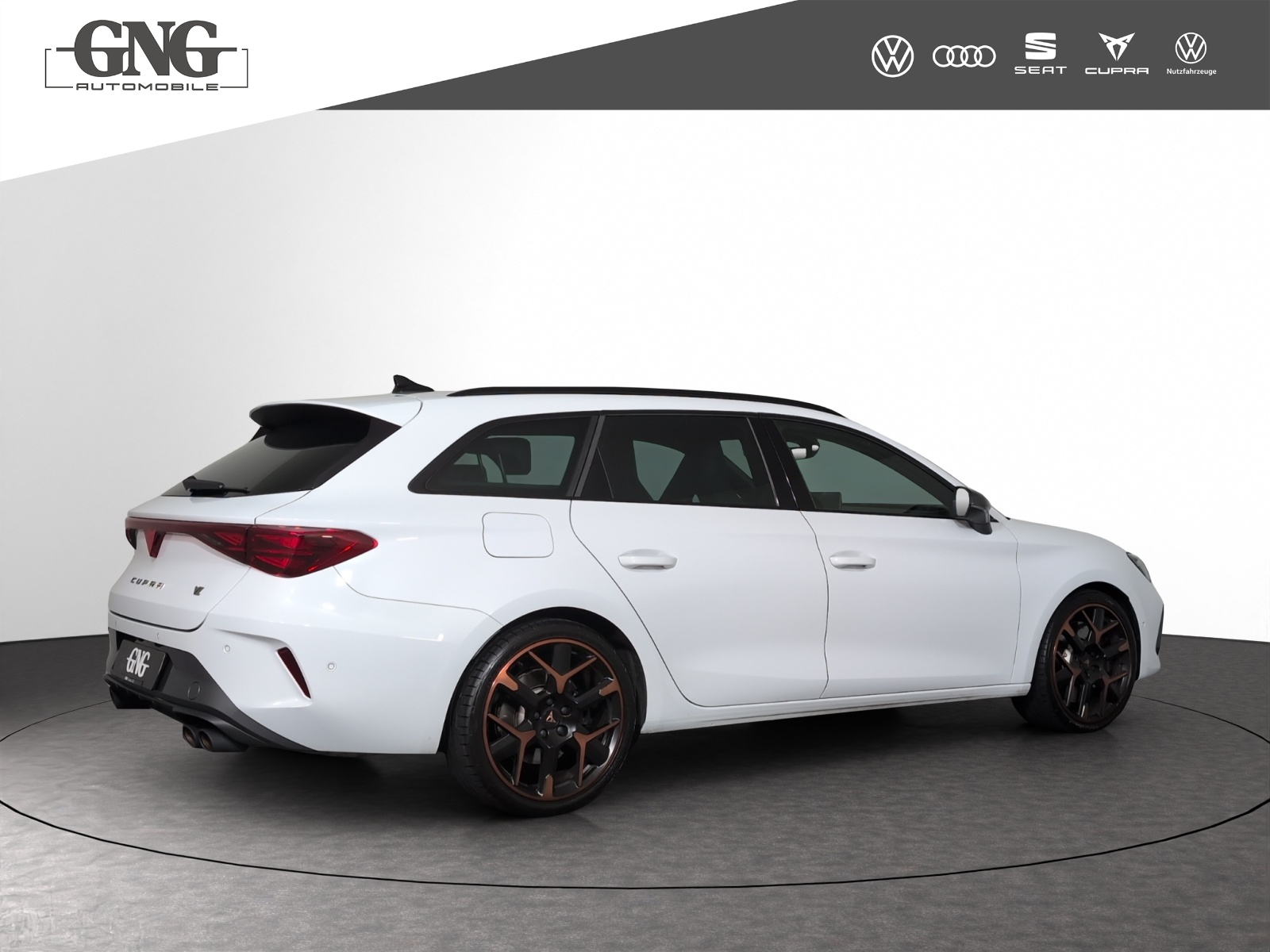 CUPRA LEON ST 2.0 TSI VZ DSG 4Drive-image-2