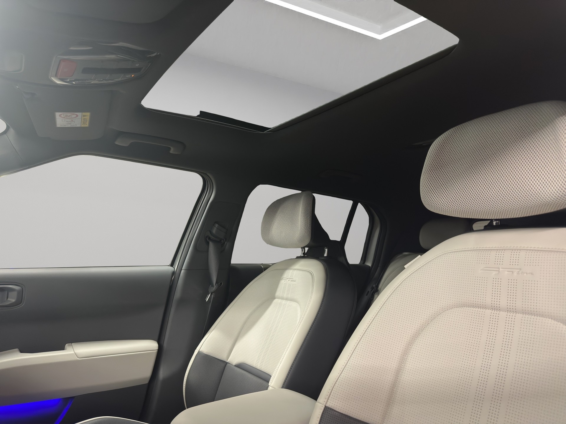 KIA EV3 81 kWh GT-Line-image-9