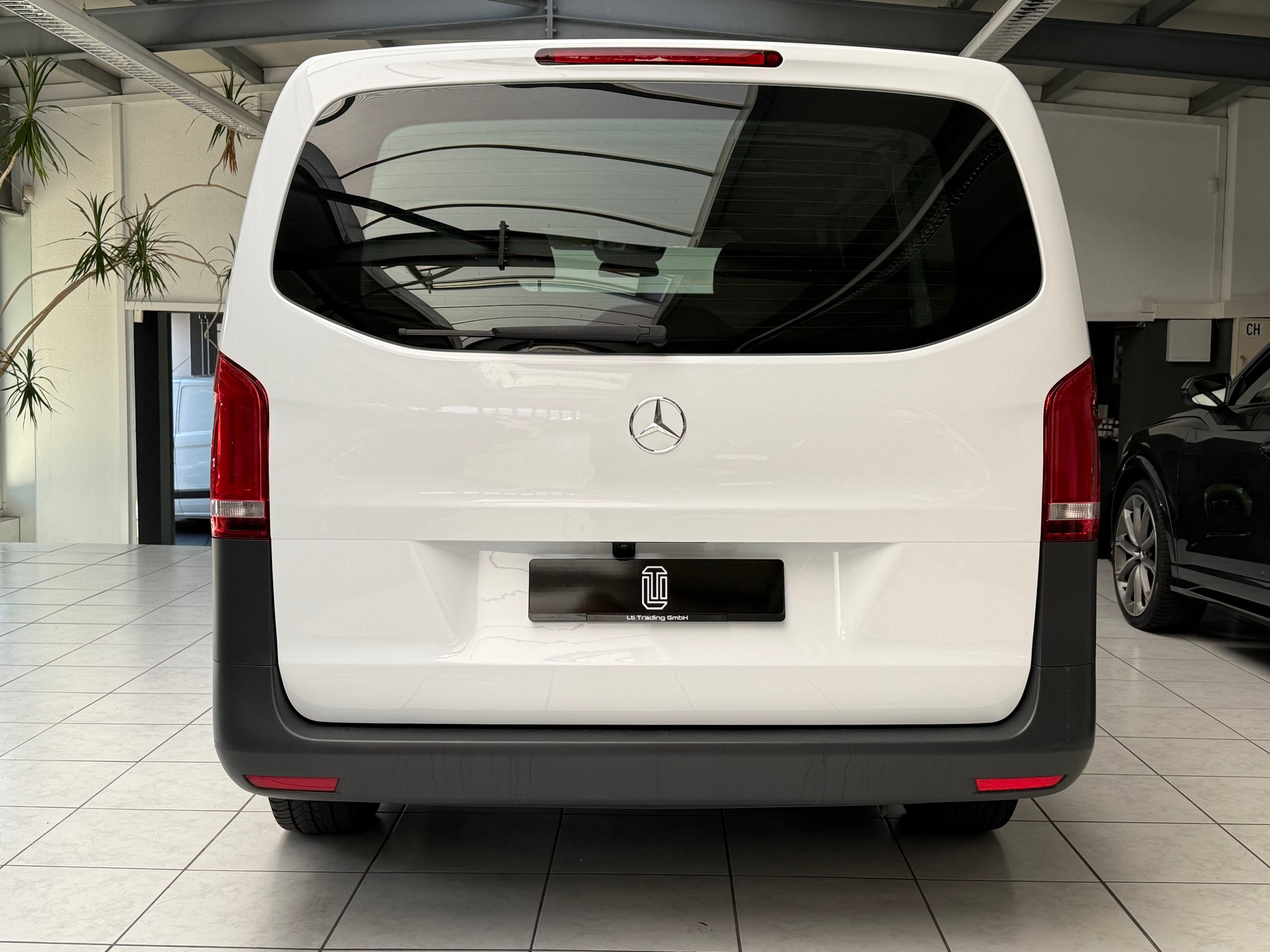 MERCEDES-BENZ Vito 114 CDI Lang 9G-Tronic Pro-image-3