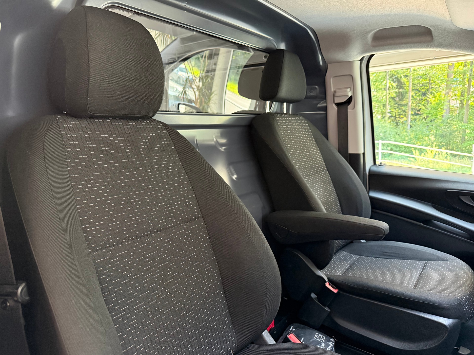 MERCEDES-BENZ Vito 114 CDI Lang 9G-Tronic Pro-image-9