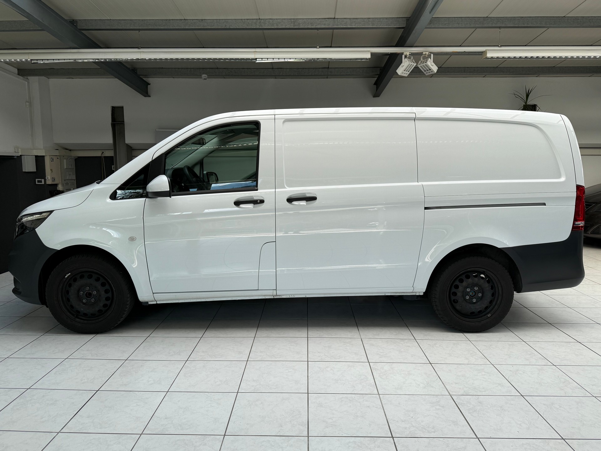 MERCEDES-BENZ Vito 114 CDI Lang 9G-Tronic Pro-image-1
