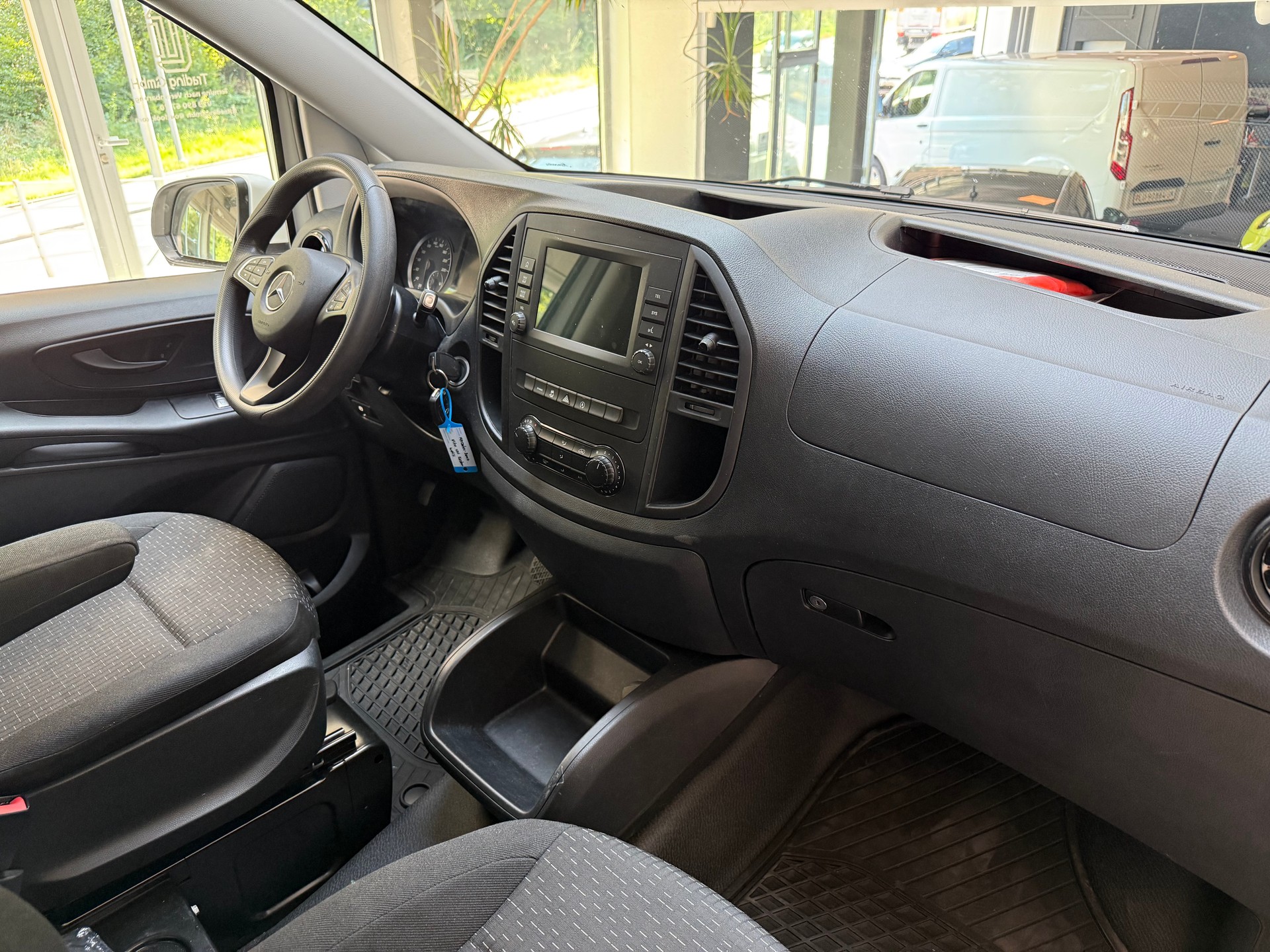 MERCEDES-BENZ Vito 114 CDI Lang 9G-Tronic Pro-image-10