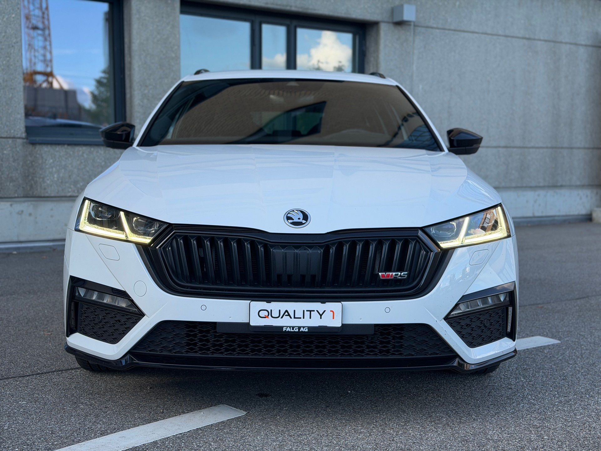 SKODA Octavia Combi 2.0 TDI DSG RS 4x4-image-6