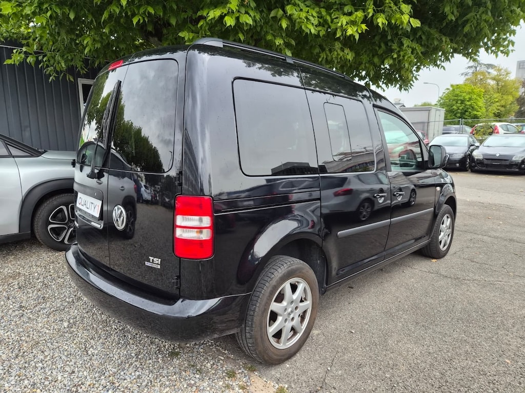 VW Caddy 1.2 TSI Family 7-Sitzer-image-5