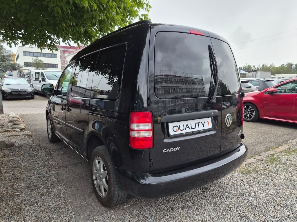 VW Caddy 1.2 TSI Family 7-Sitzer-image-3