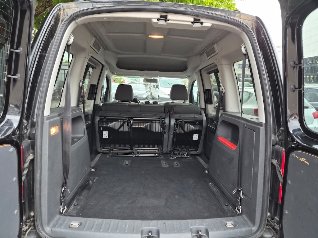 VW Caddy 1.2 TSI Family 7-Sitzer-image-15