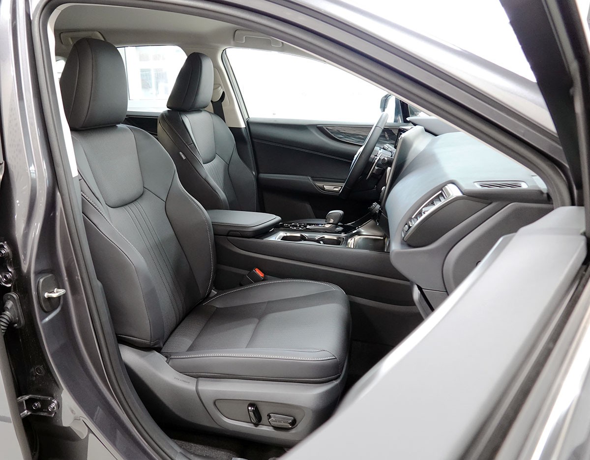 LEXUS NX 450h+ E-FOUR Comfort, 20" Alufelgen-image-3