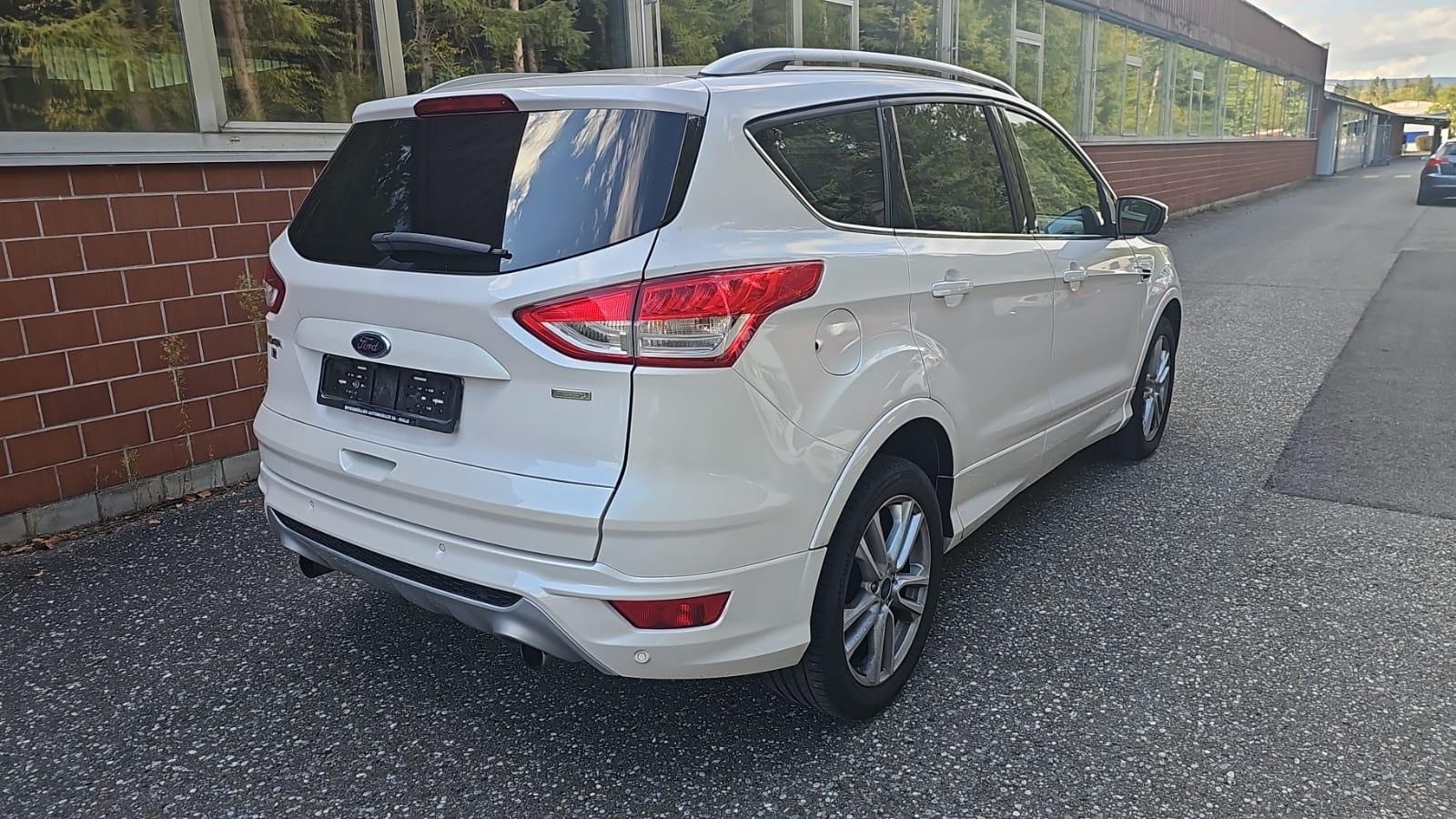 FORD Kuga 1.5 SCTi Titanium S 2WD-image-5