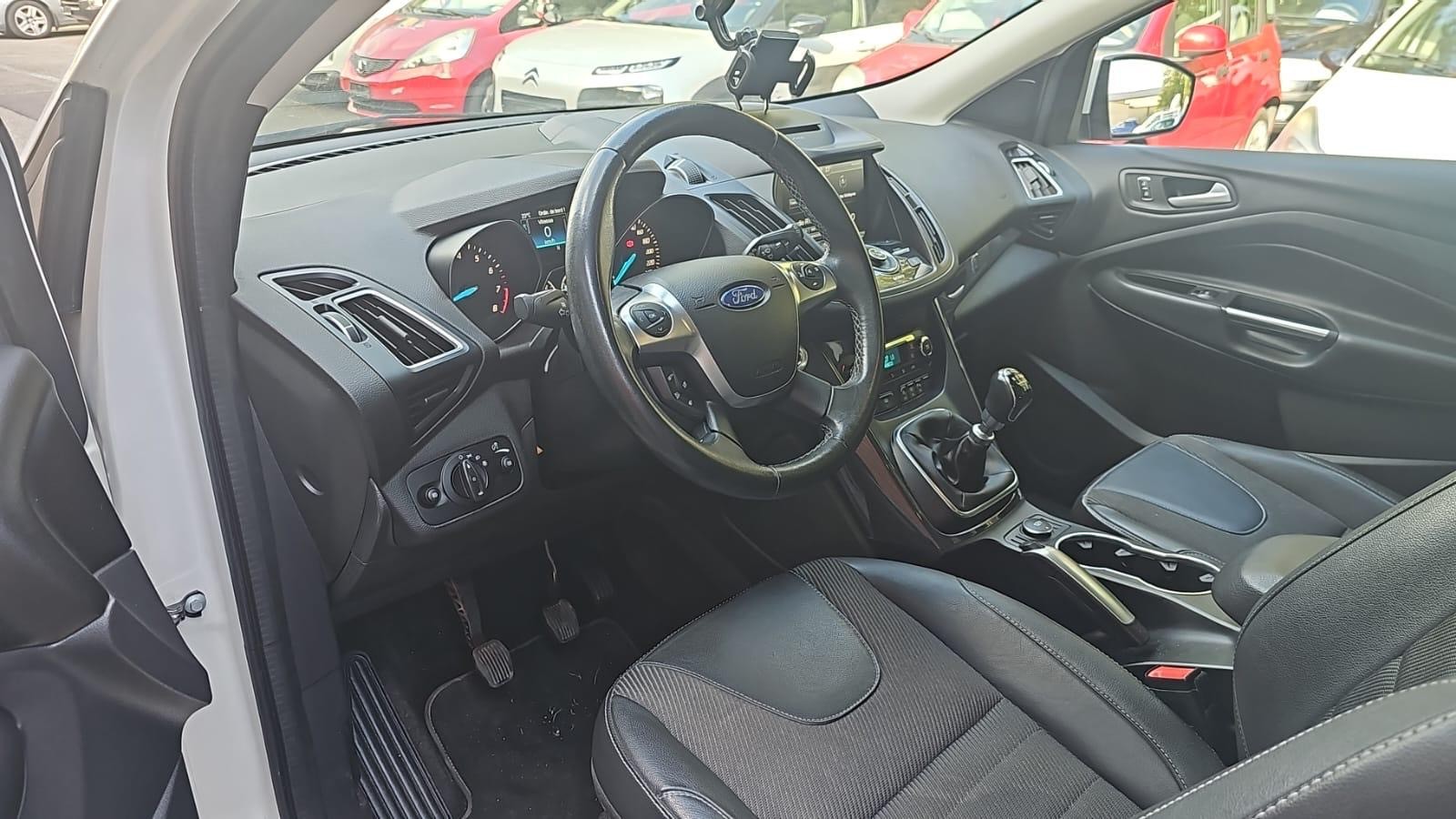FORD Kuga 1.5 SCTi Titanium S 2WD-image-3