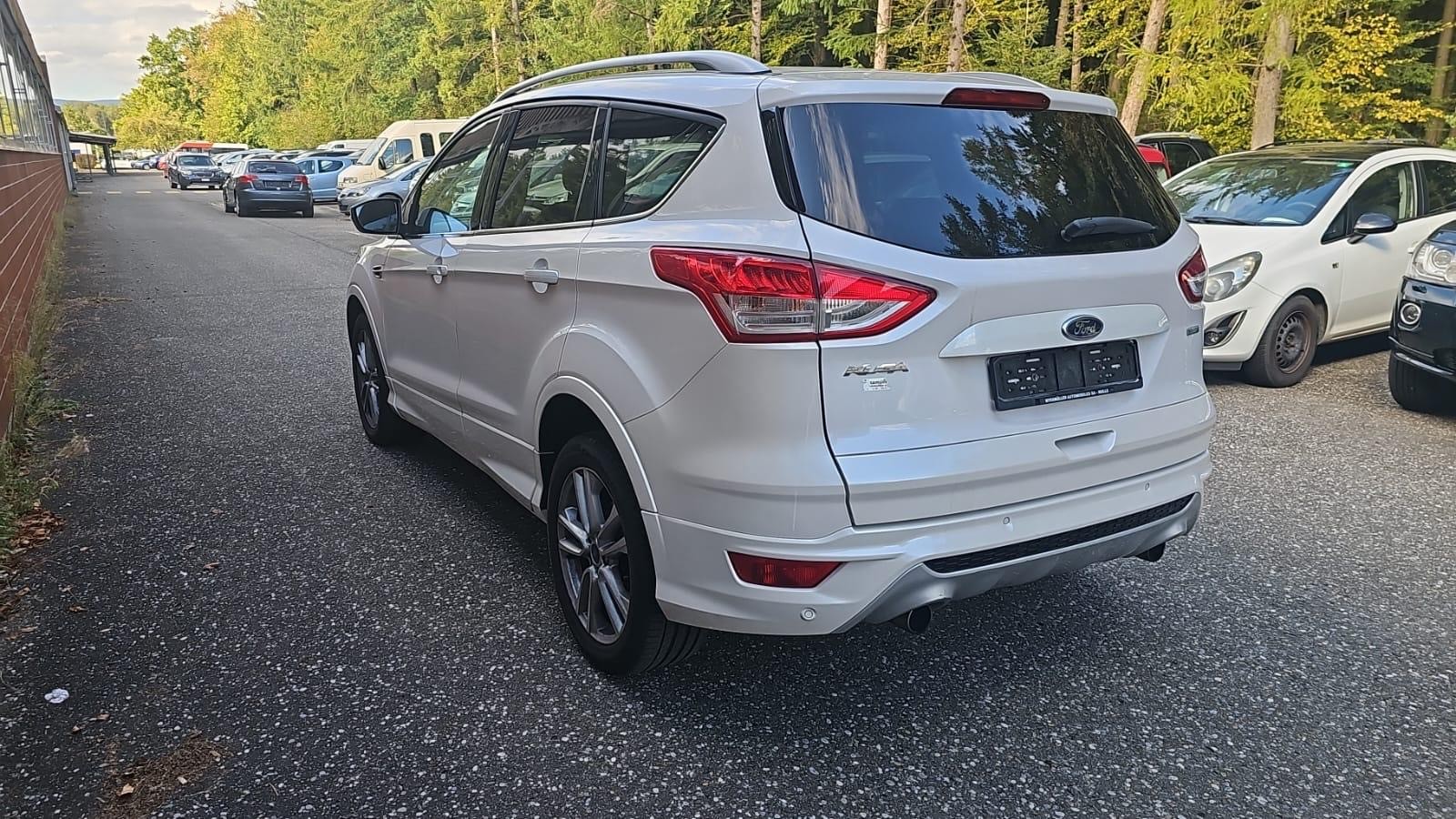 FORD Kuga 1.5 SCTi Titanium S 2WD-image-2
