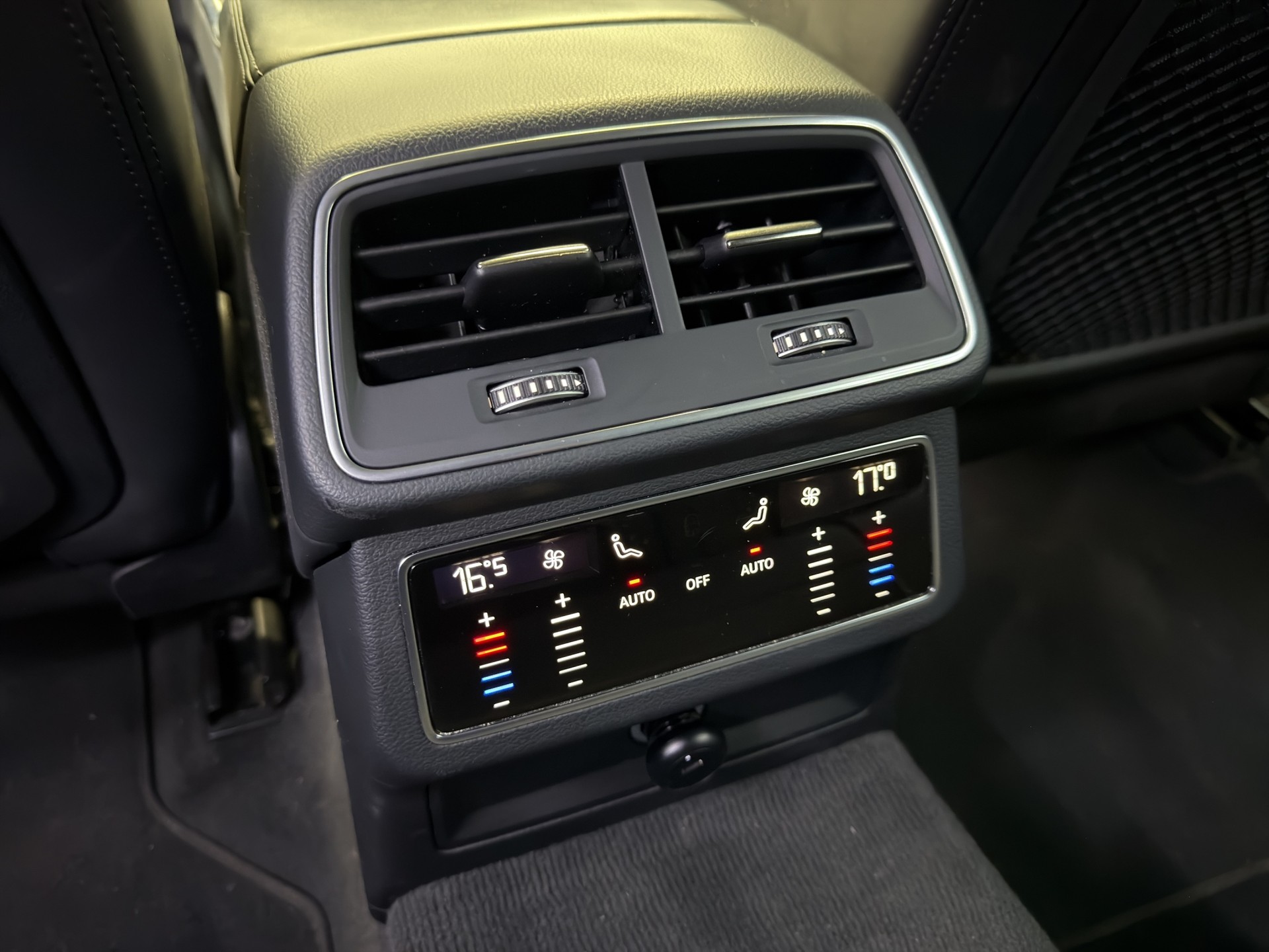 AUDI A6 Avant 45 TFSI Sport S-tronic-image-29