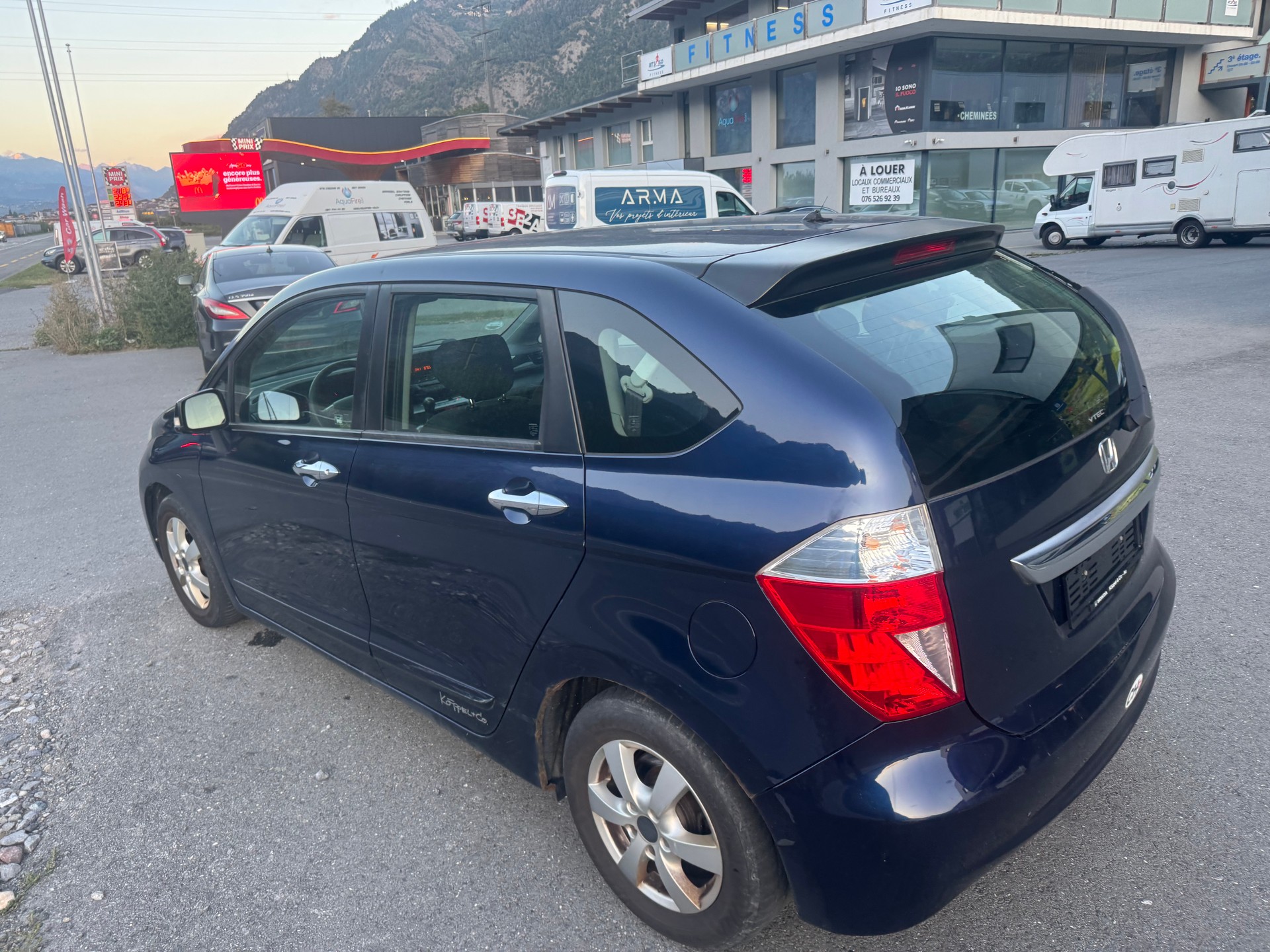 HONDA FR-V 1.7 Comfort-image-5
