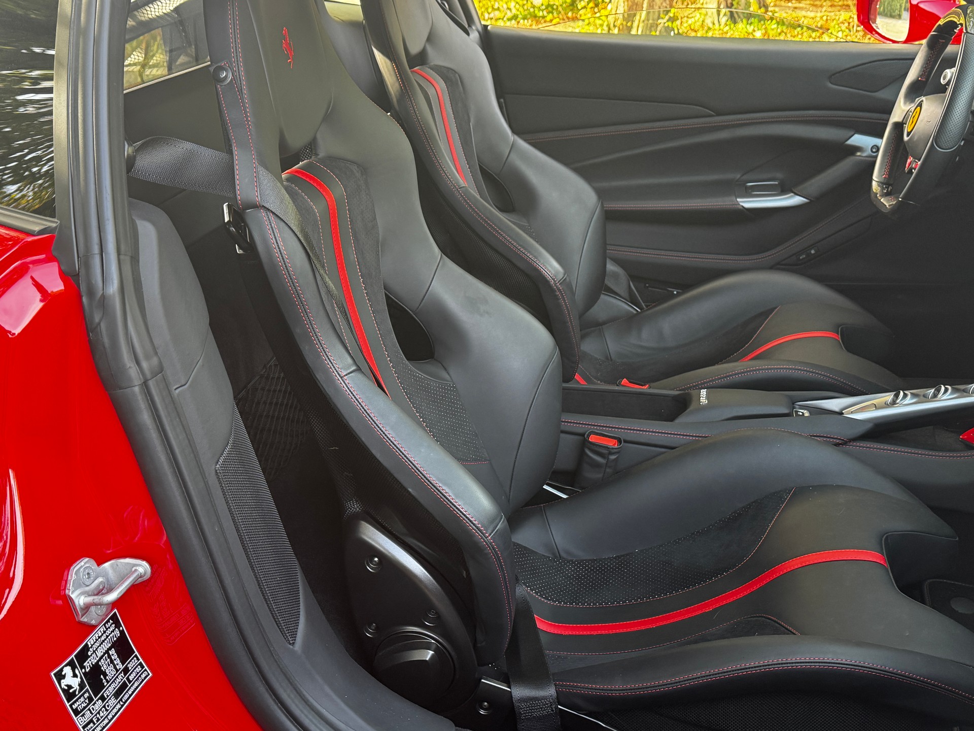 FERRARI F8 Tributo-image-7