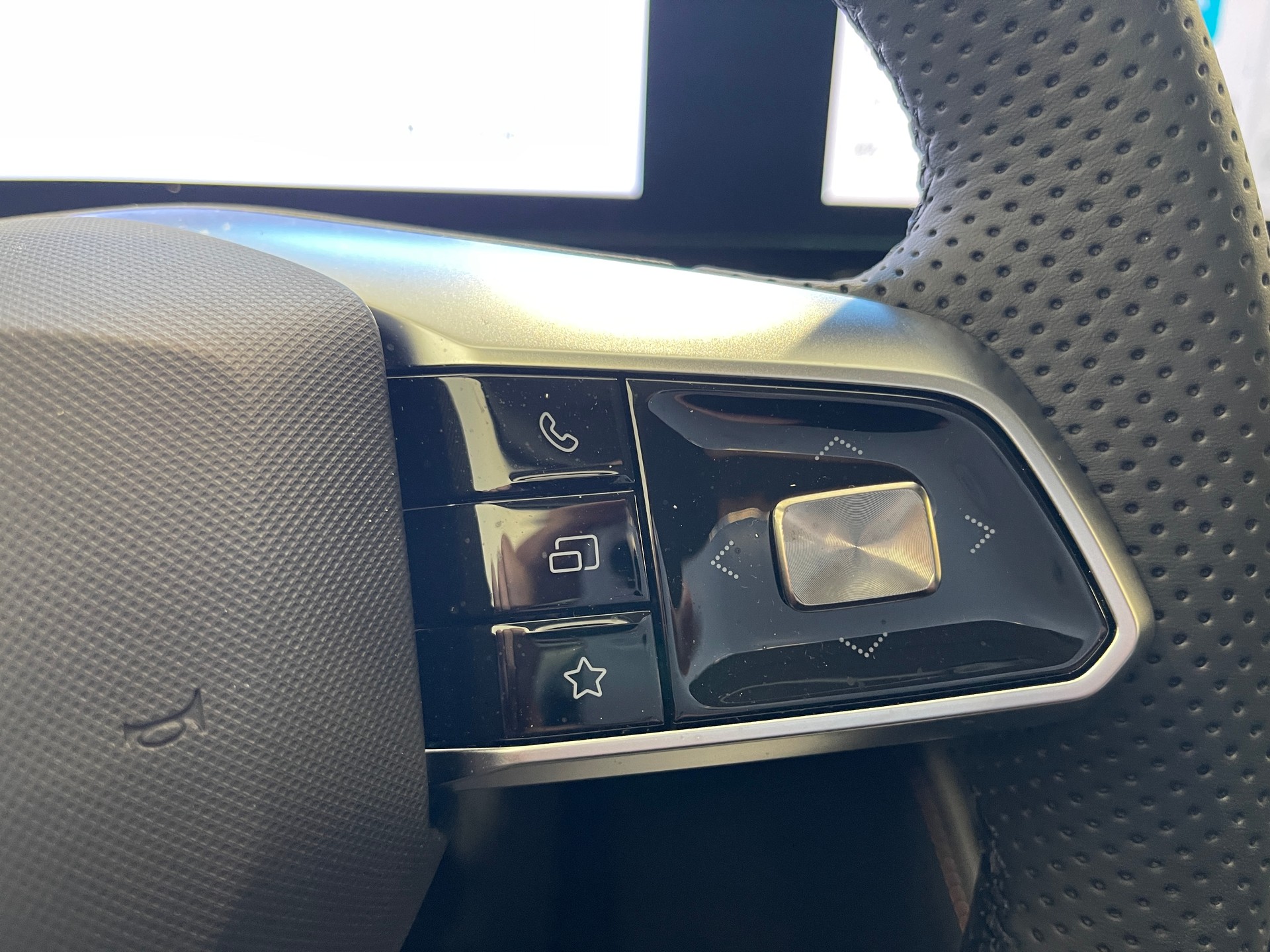 MG HS 1.5 T PHEV Luxury-image-19