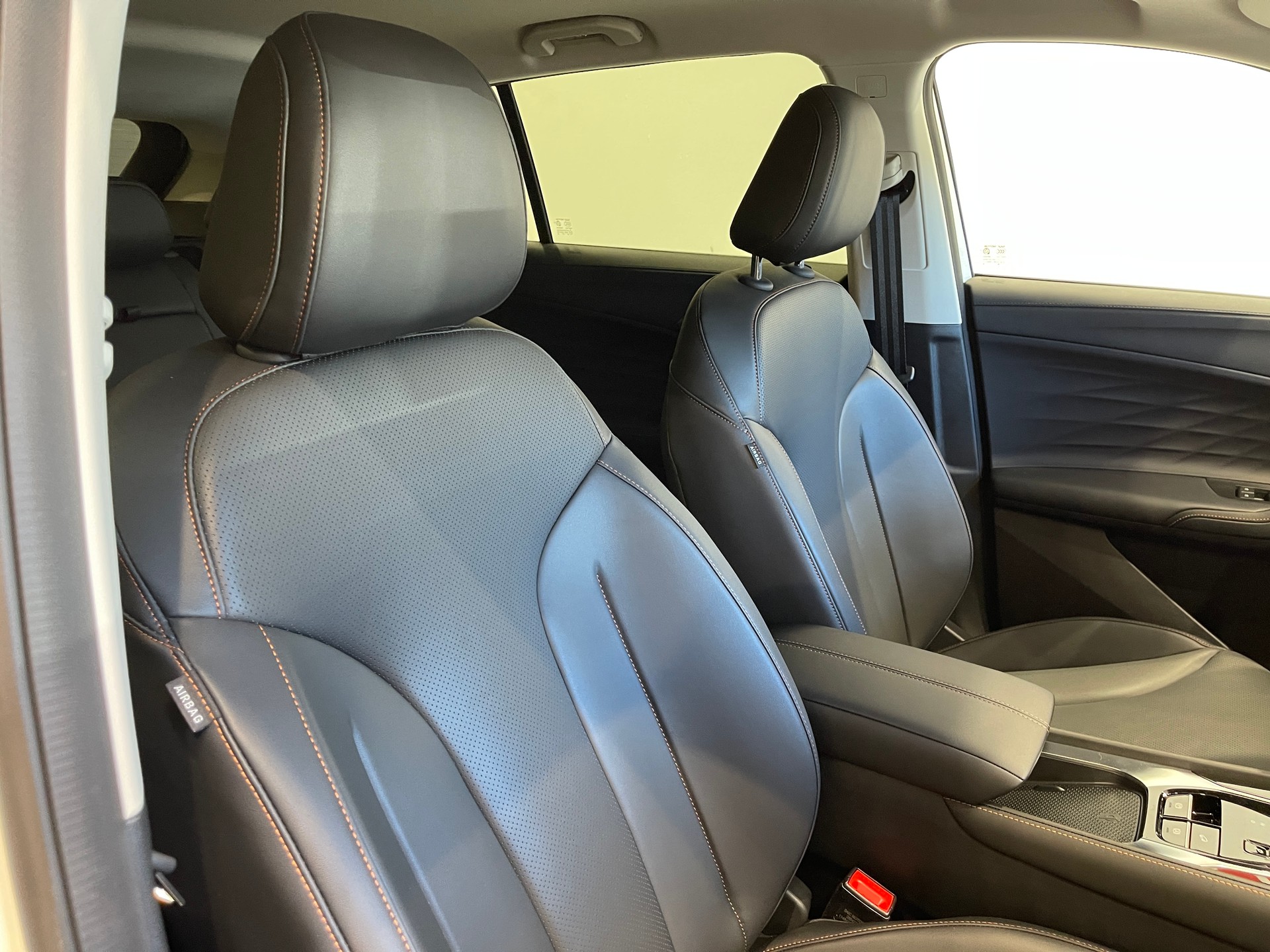 MG HS 1.5 T PHEV Luxury-image-16
