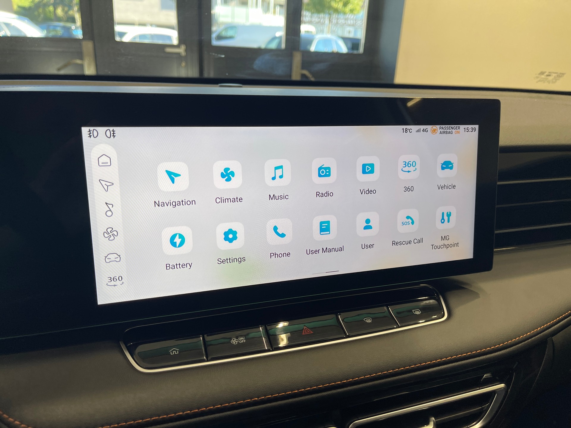 MG HS 1.5 T PHEV Luxury-image-23
