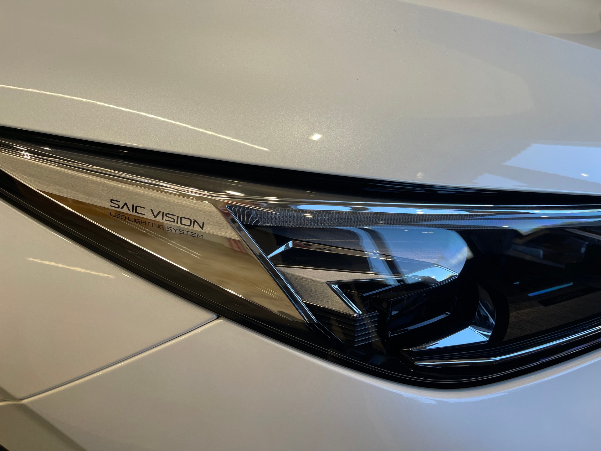 MG HS 1.5 T PHEV Luxury-image-26
