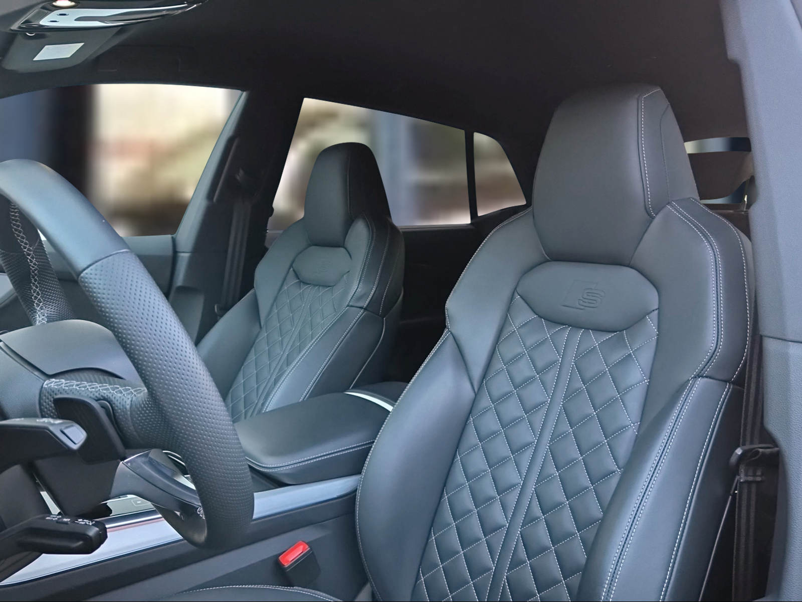 AUDI Q8 55 TFSI quattro tiptronic Daytonagrau Perleffekt-image-7