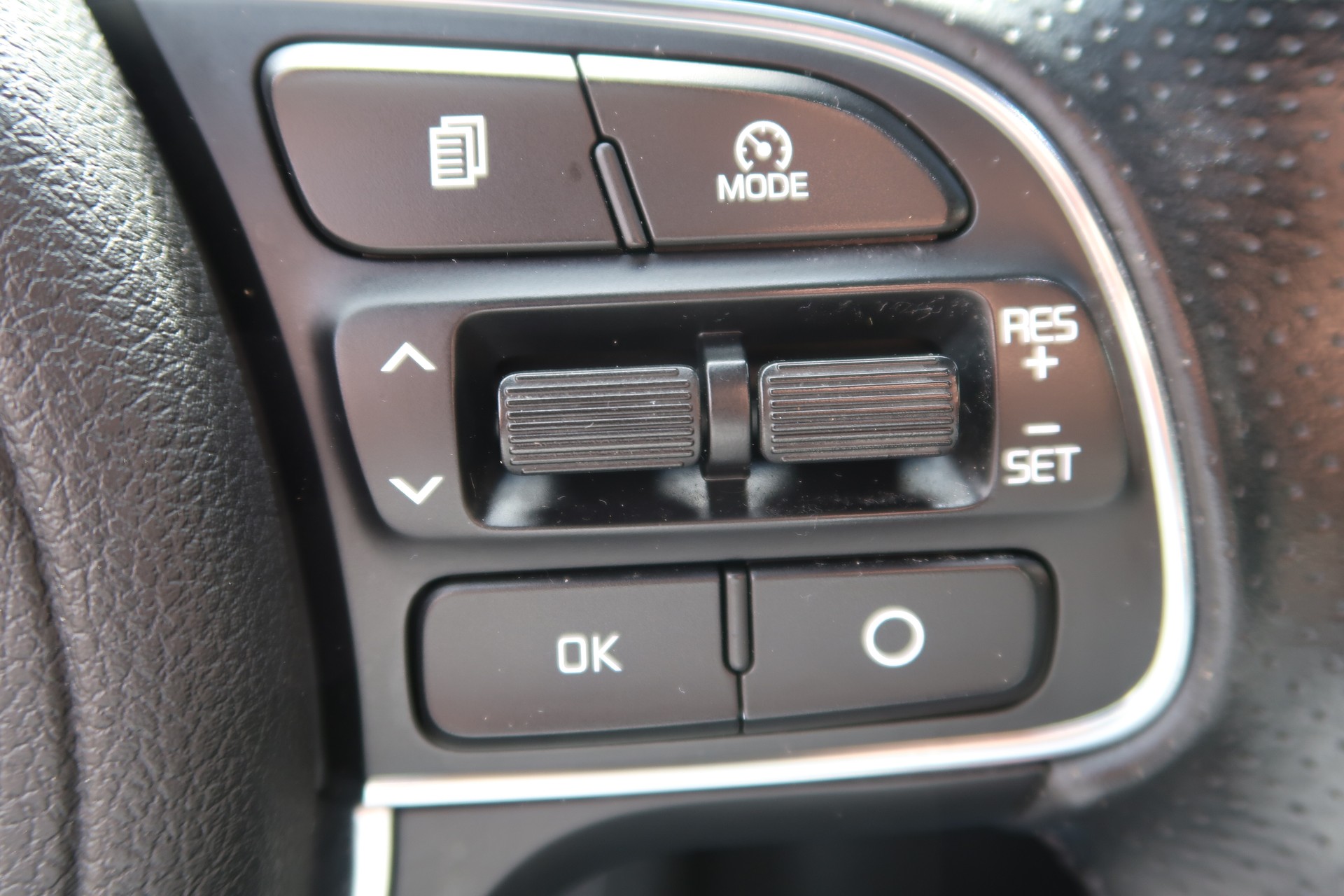 KIA Sportage 2.0CRDi Style GT Line 4WD Automat-image-15